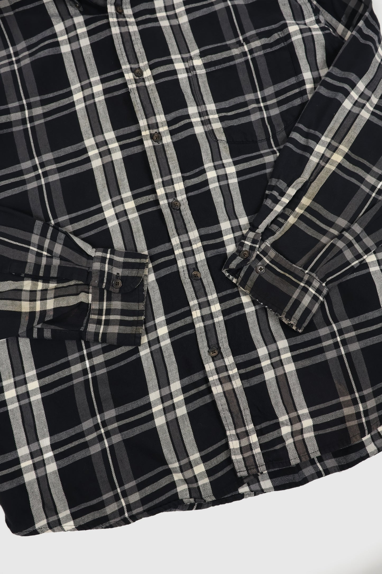 Vintage Black Plaid Button-Down Shirt Image 3
