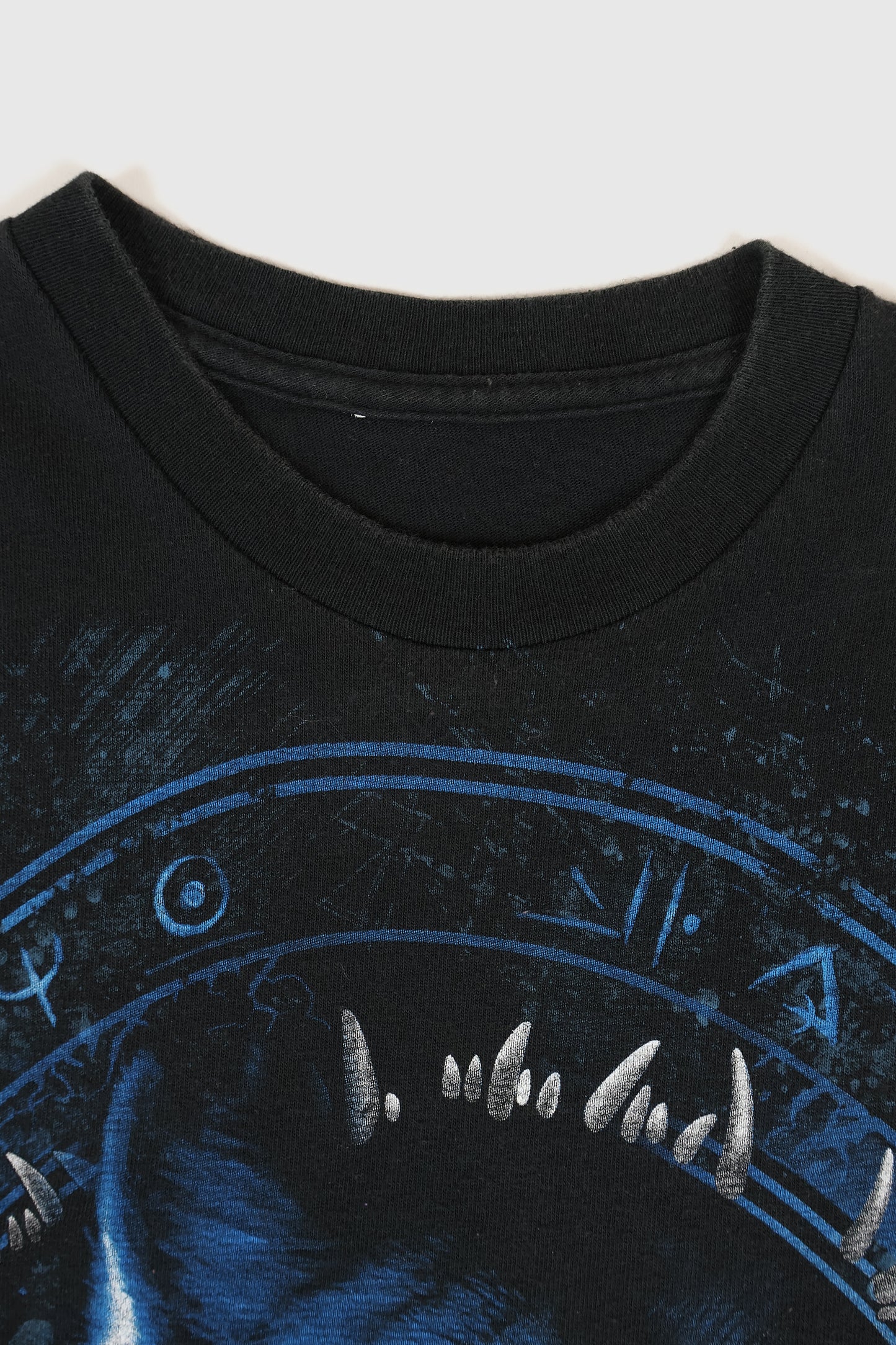 Vintage Wolf Tee Image 2