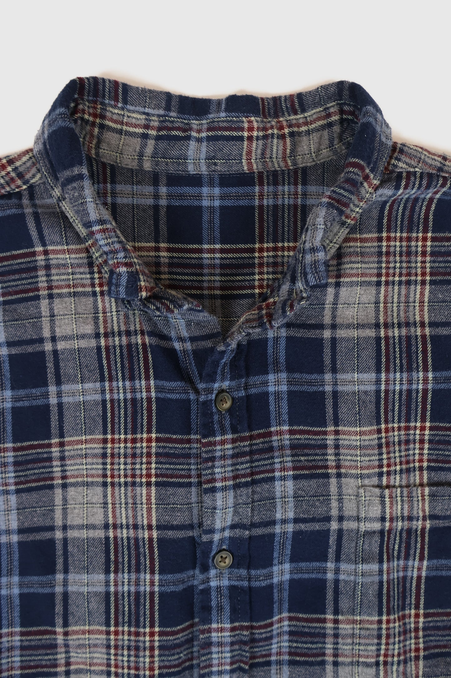 Vintage Grey Plaid Button-Down Shirt Image 2