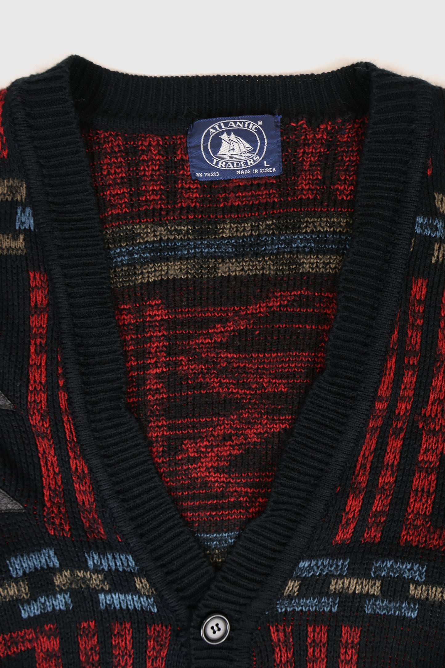 Vintage Cardigan 01 Image 3