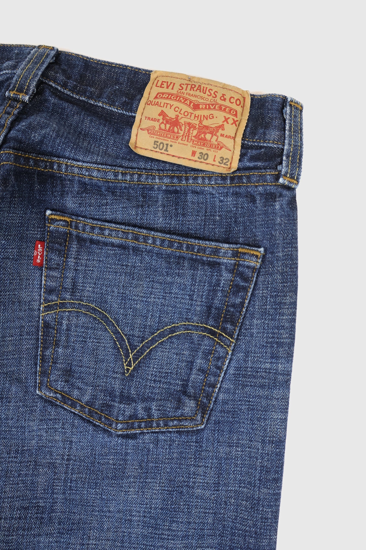 Vintage Levi's 501 Straight Fit Button-Fly Jeans 02
