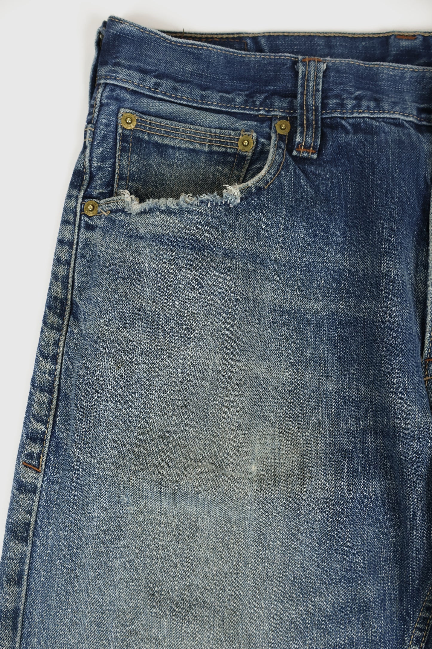 Vintage Faded Levis Straight Fit Jeans Image 3