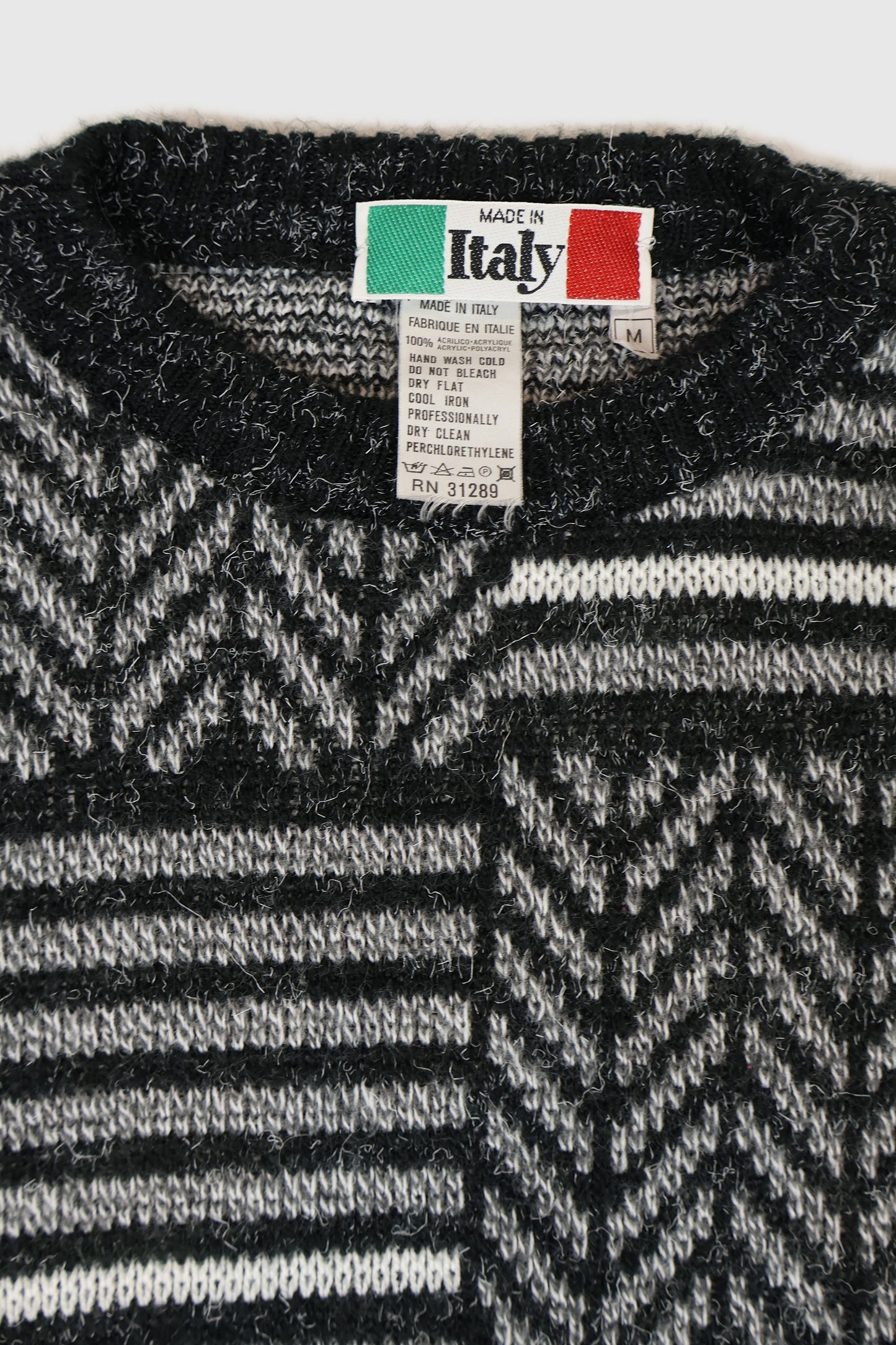 Vintage Sweater 02 Image 2