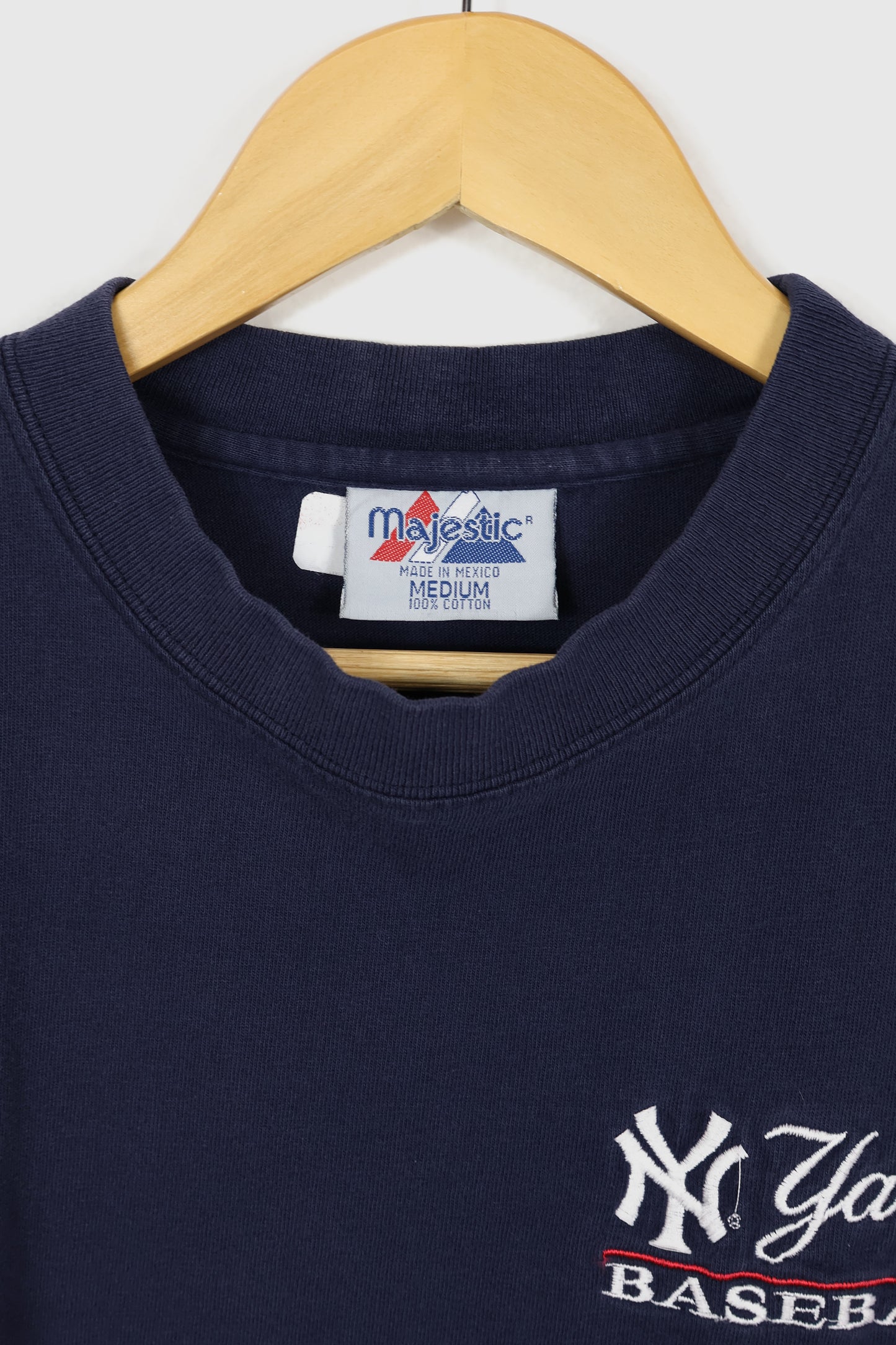 Vintage New York Yankess Embroidered Tee