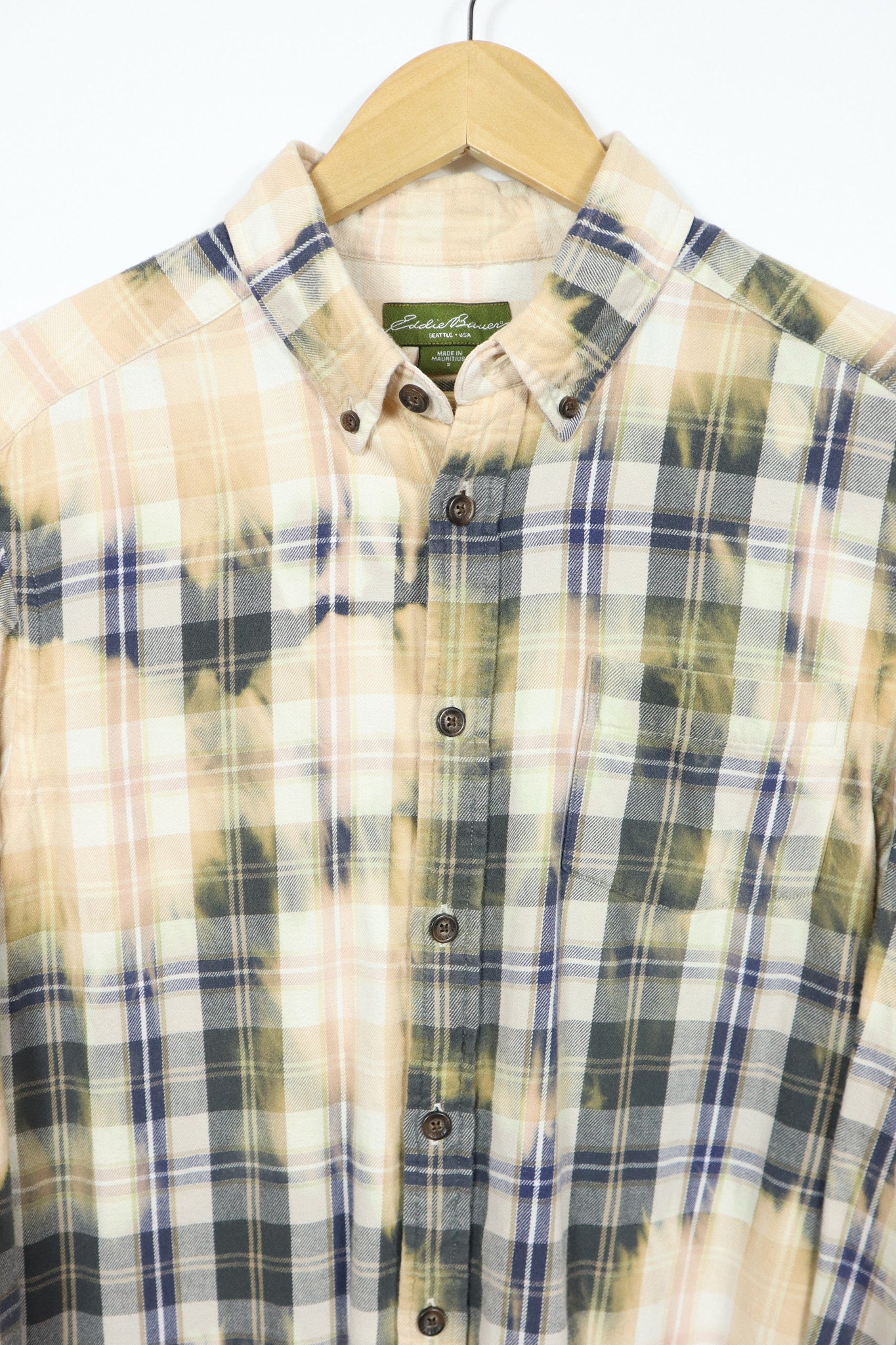 Vintage Blue Plaid Bleached Flannel Button-Down 03