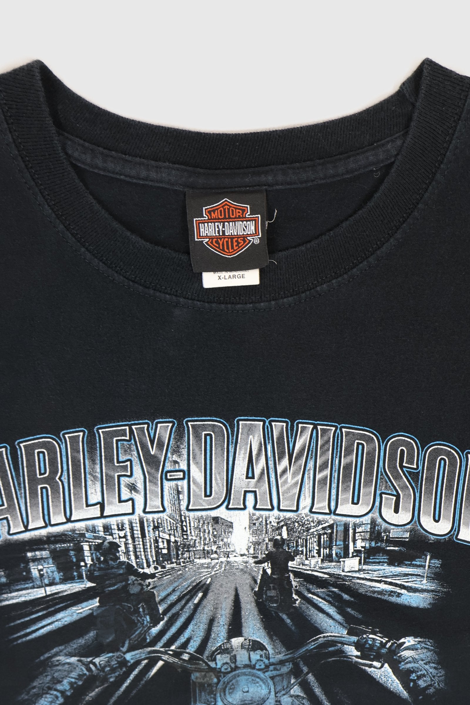 Vintage Y2K Harley-Davidson Qatar Airbase Tee Image 3
