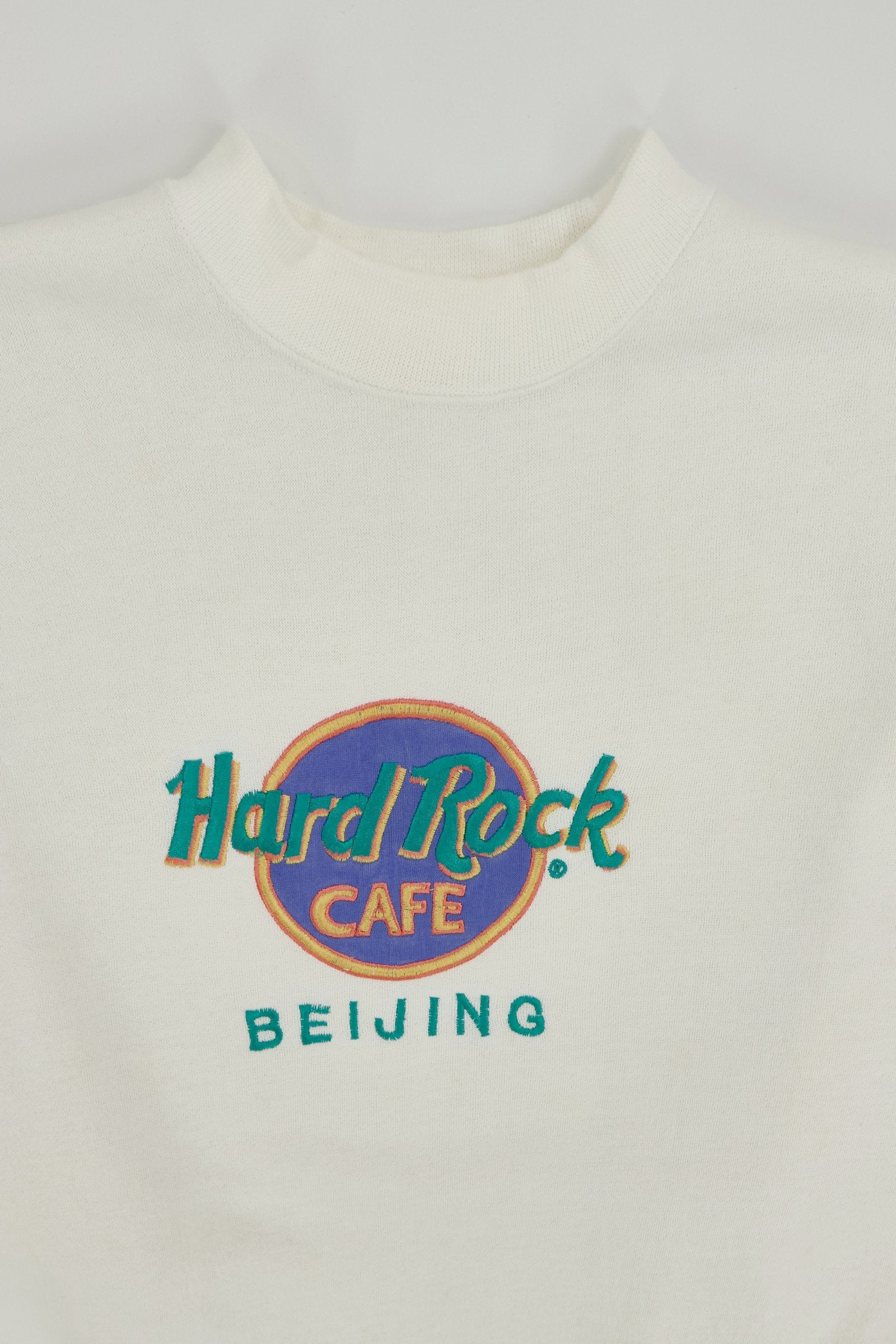 Vintage Hard Rock Cafe Beijing Crewneck Image 1