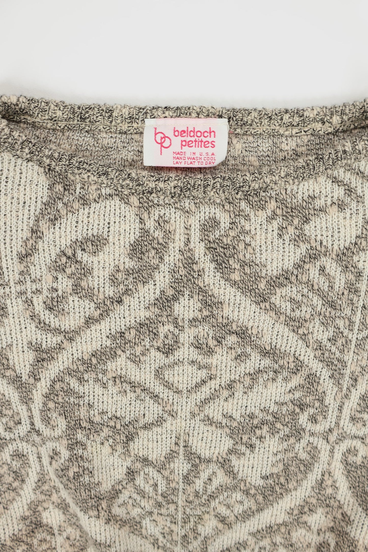 Vintage Cropped Sweater Image 3