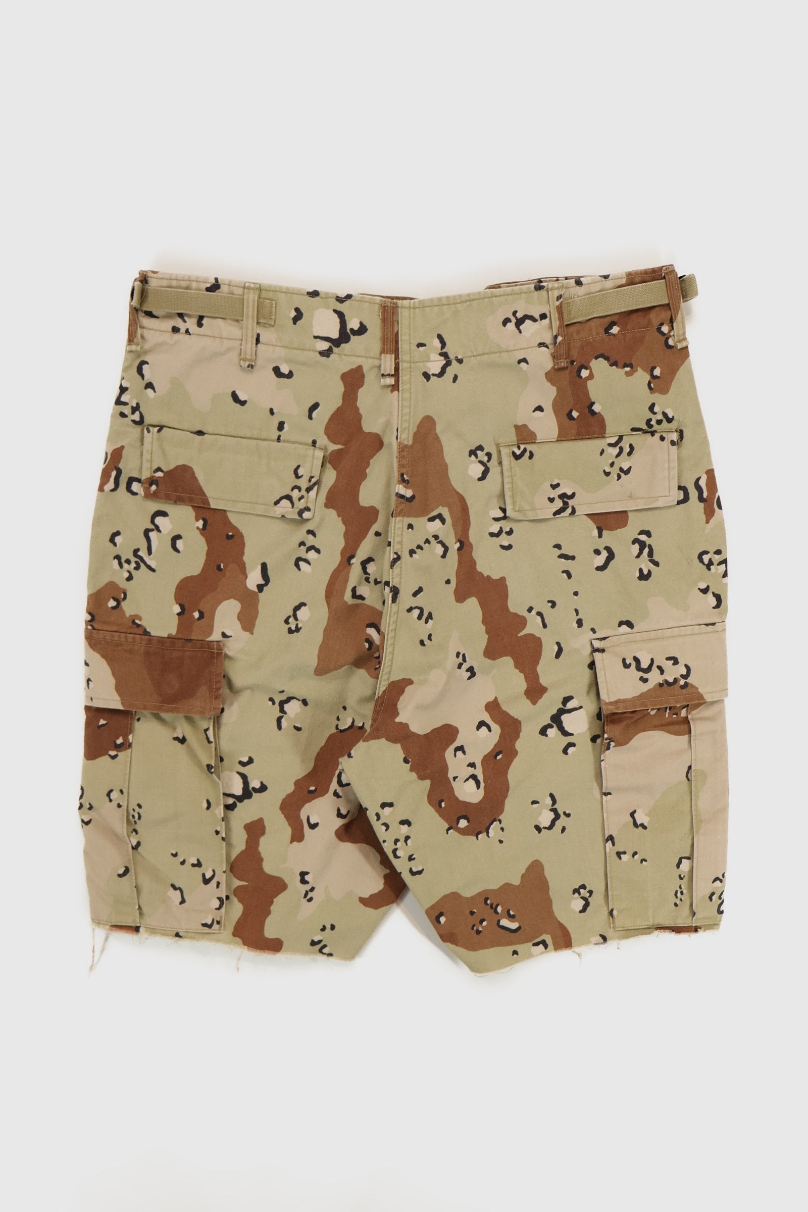 Vintage Cutoff Camo Cargo Shorts 01 Image 4