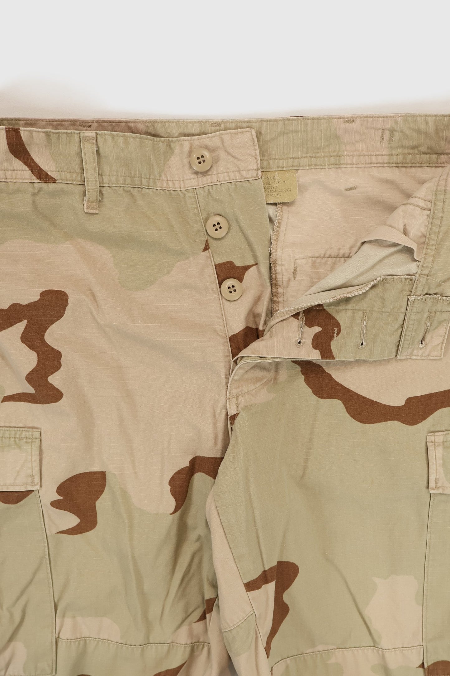 Vintage Cutoff Camo Cargo Shorts 05 Image 3