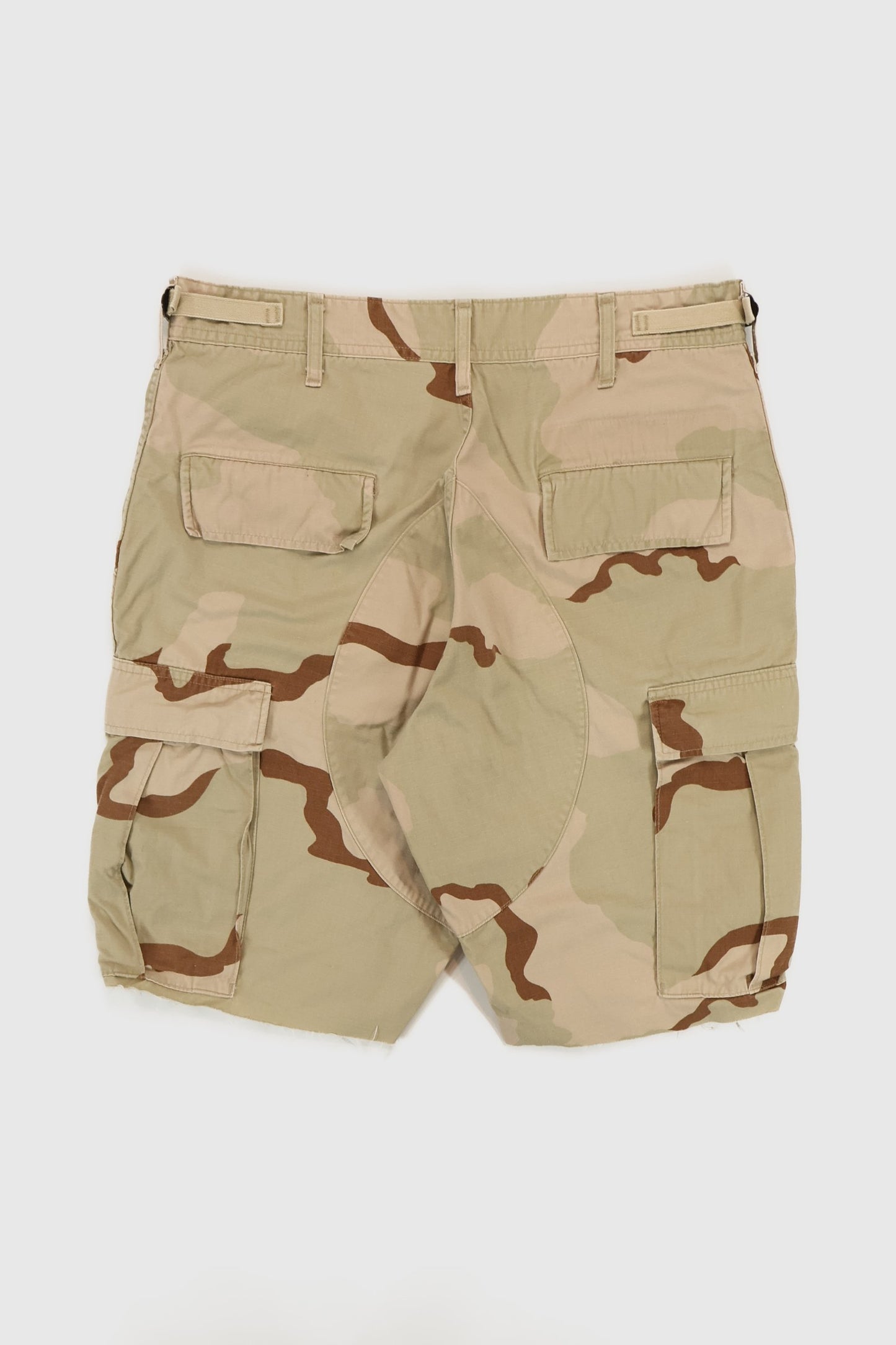 Vintage Cutoff Camo Cargo Shorts 05 Image 4