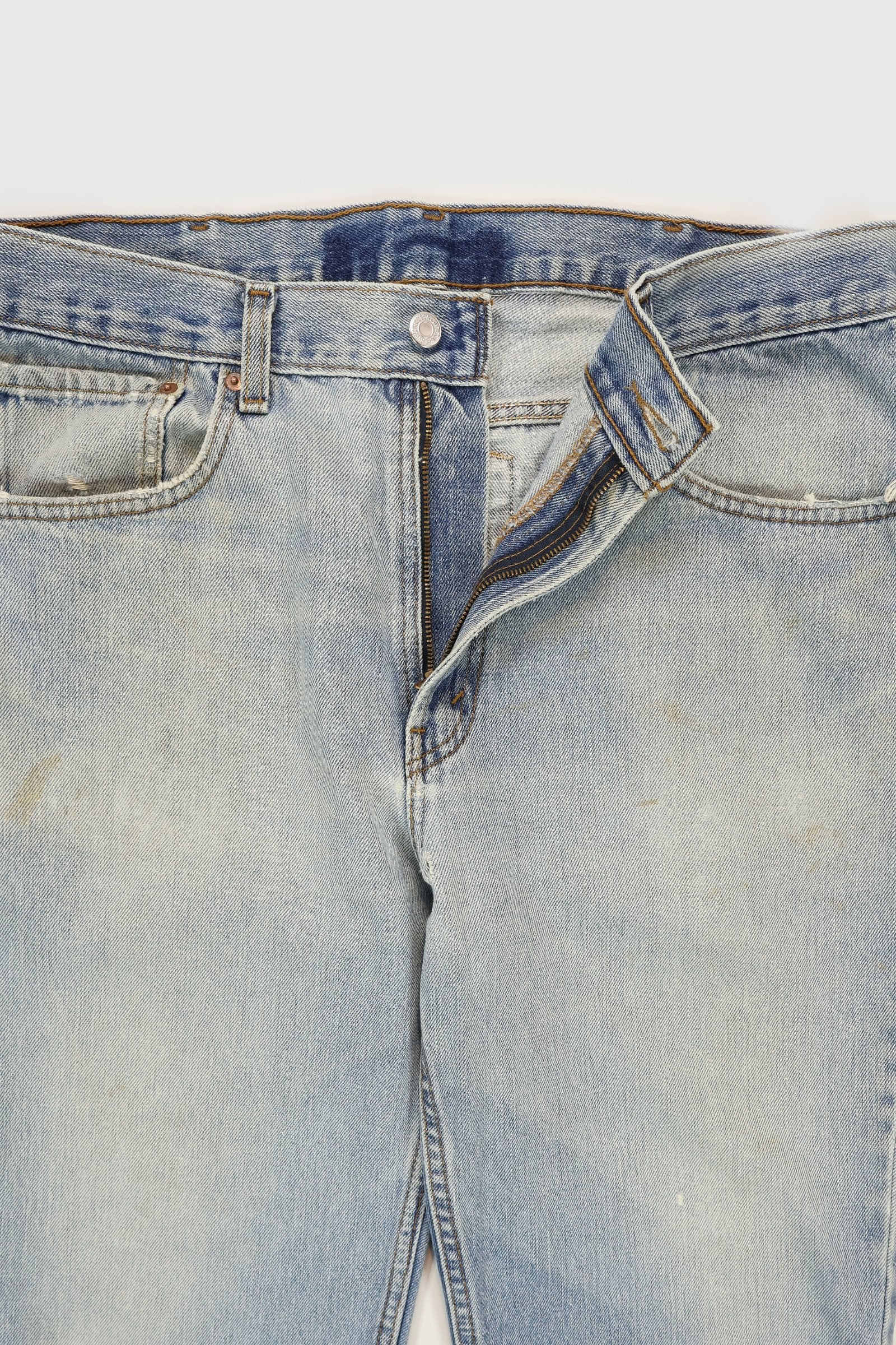 Vintage Levi's Relaxed Straight Fit Jeans Image 5
