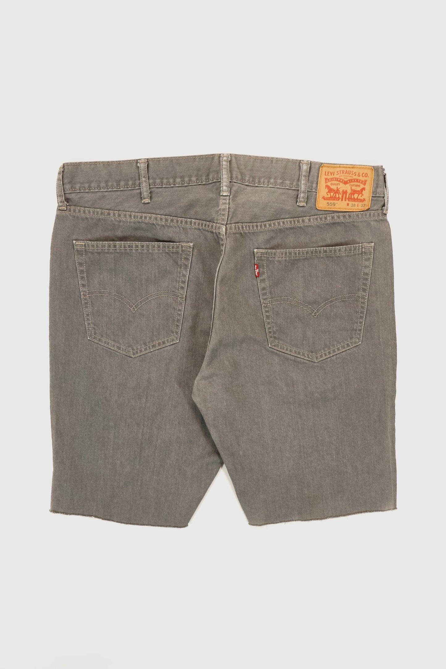 Vintage Levi's Relaxed Fit Jorts Image 3
