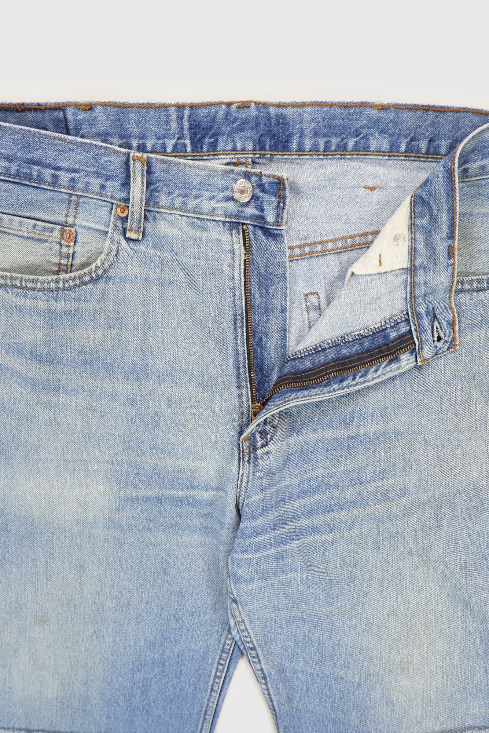 Vintage Levi's 550 Relaxed Fit Jorts Image 3