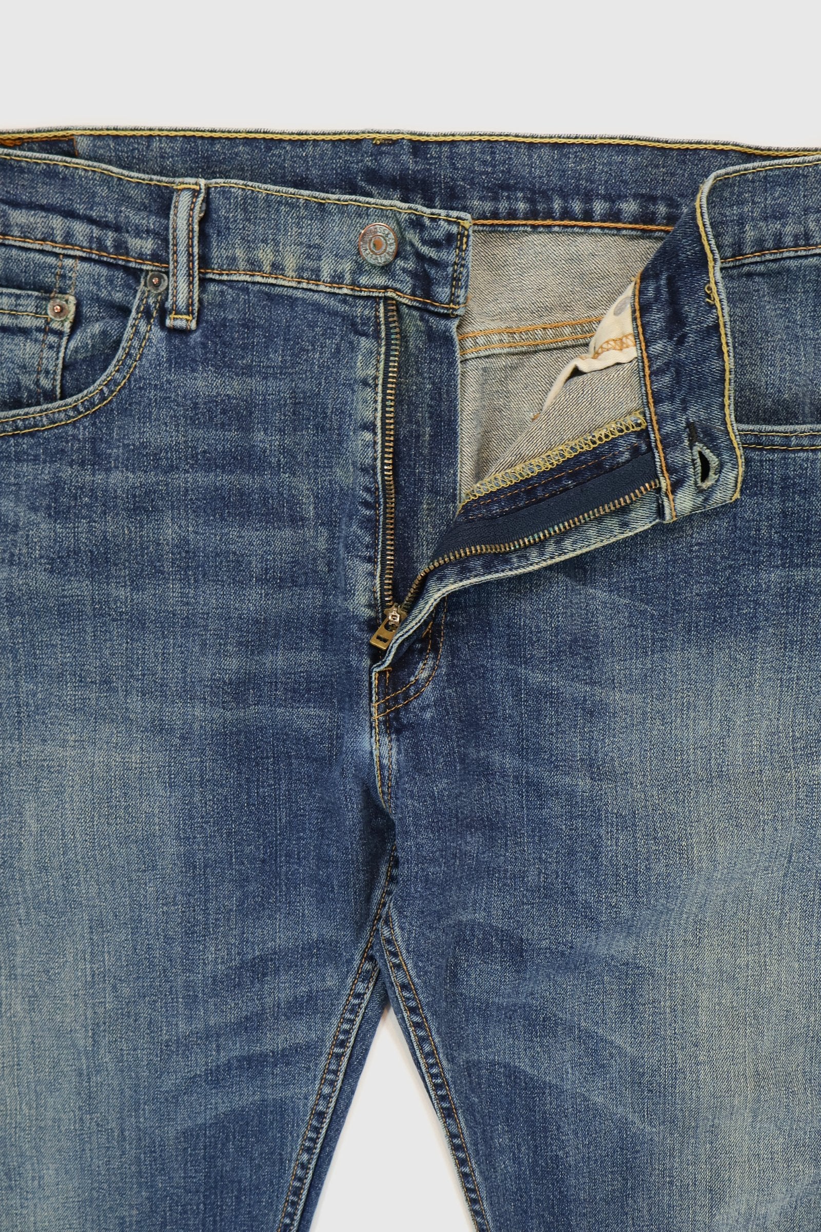 Vintage Levi's 505 Straight Fit Jorts Image 2