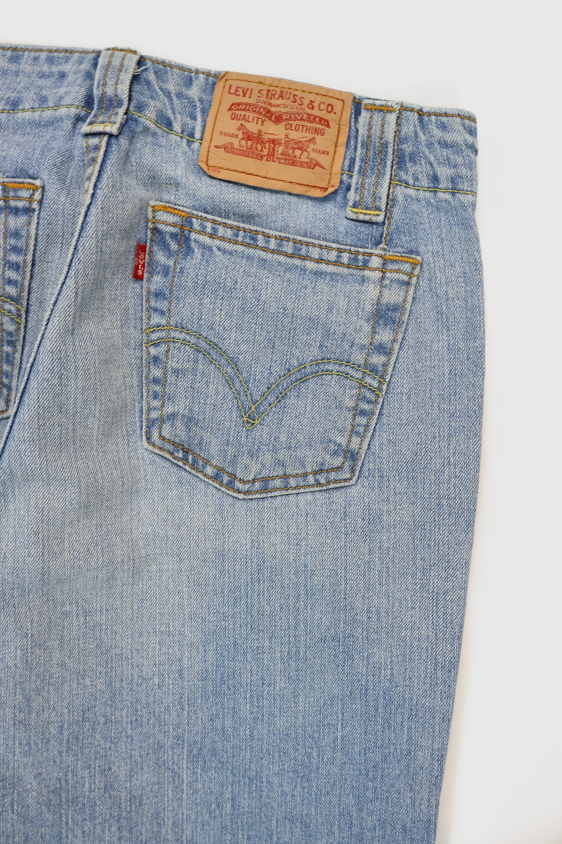 Y2K Levi's Low Rise Bootcut Jeans Image 4