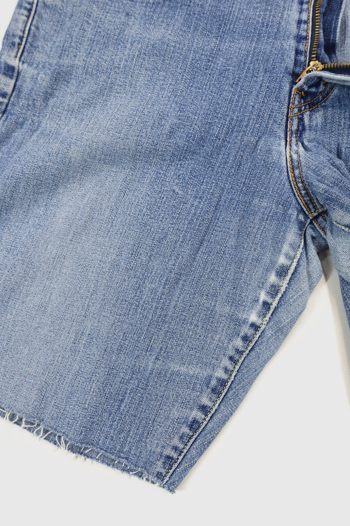 Y2K Levi's Jorts Image 5