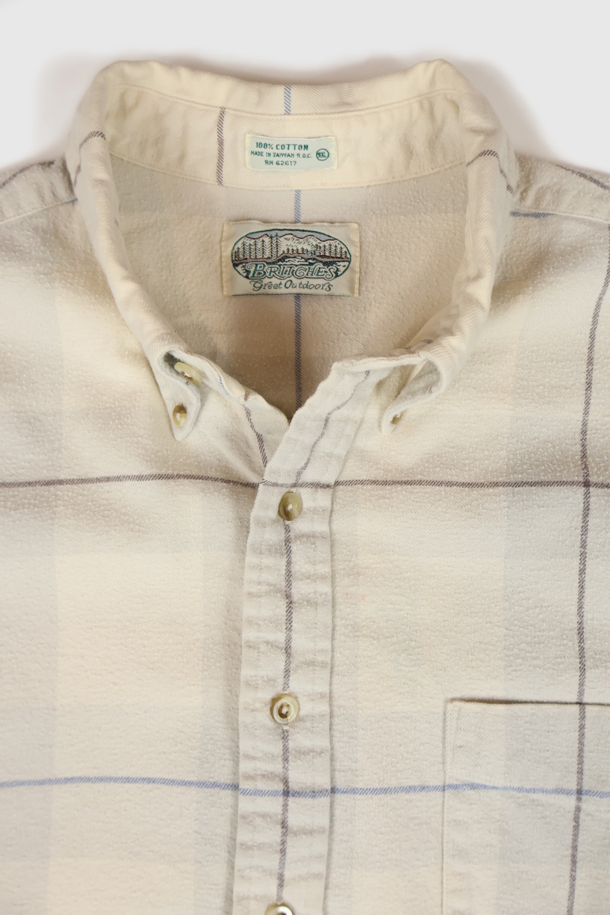 Vintage Plaid Button-Down Shirt Image 2
