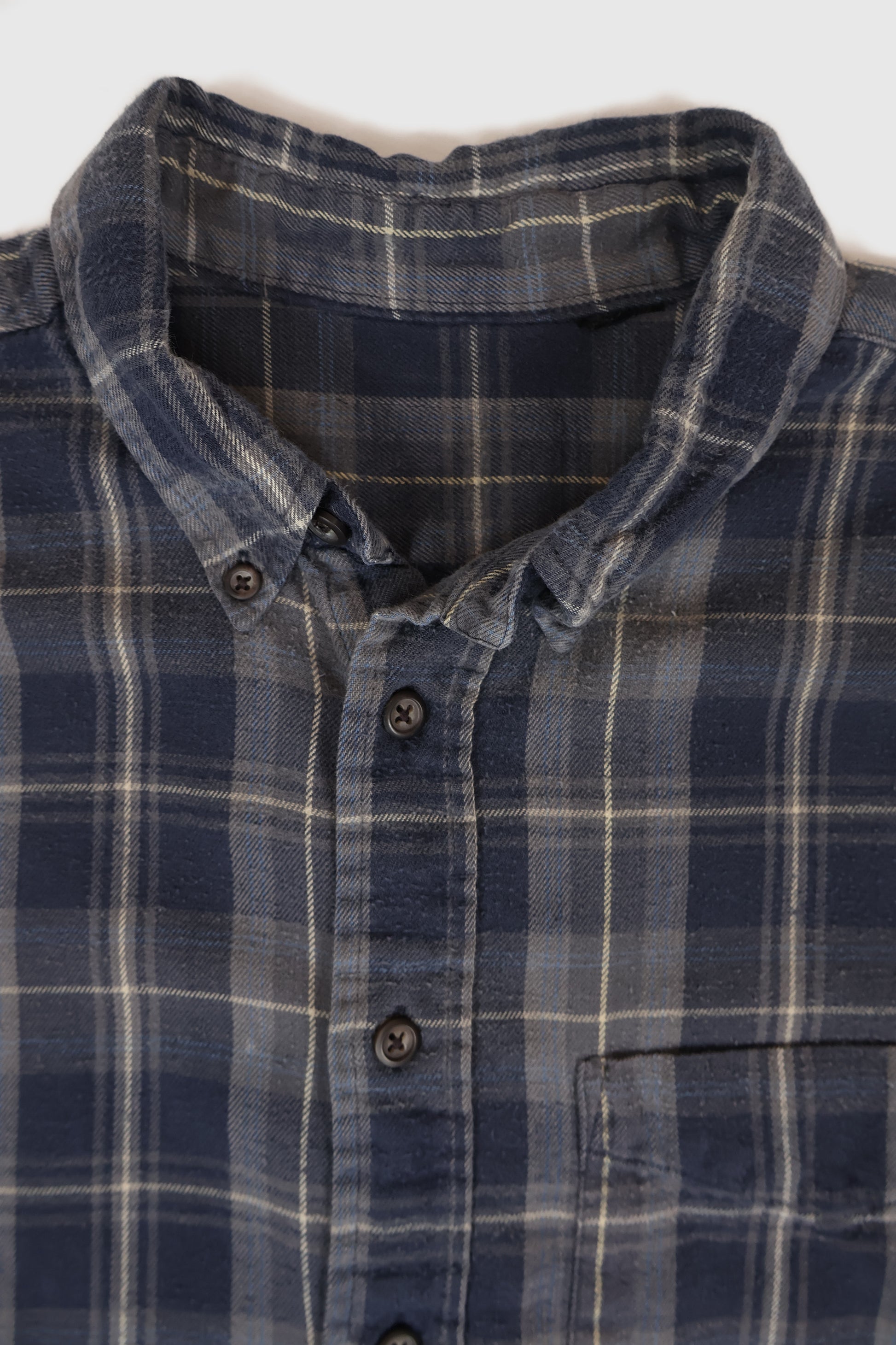 Vintage Plaid Flannel Button-Down Shirt Image 2