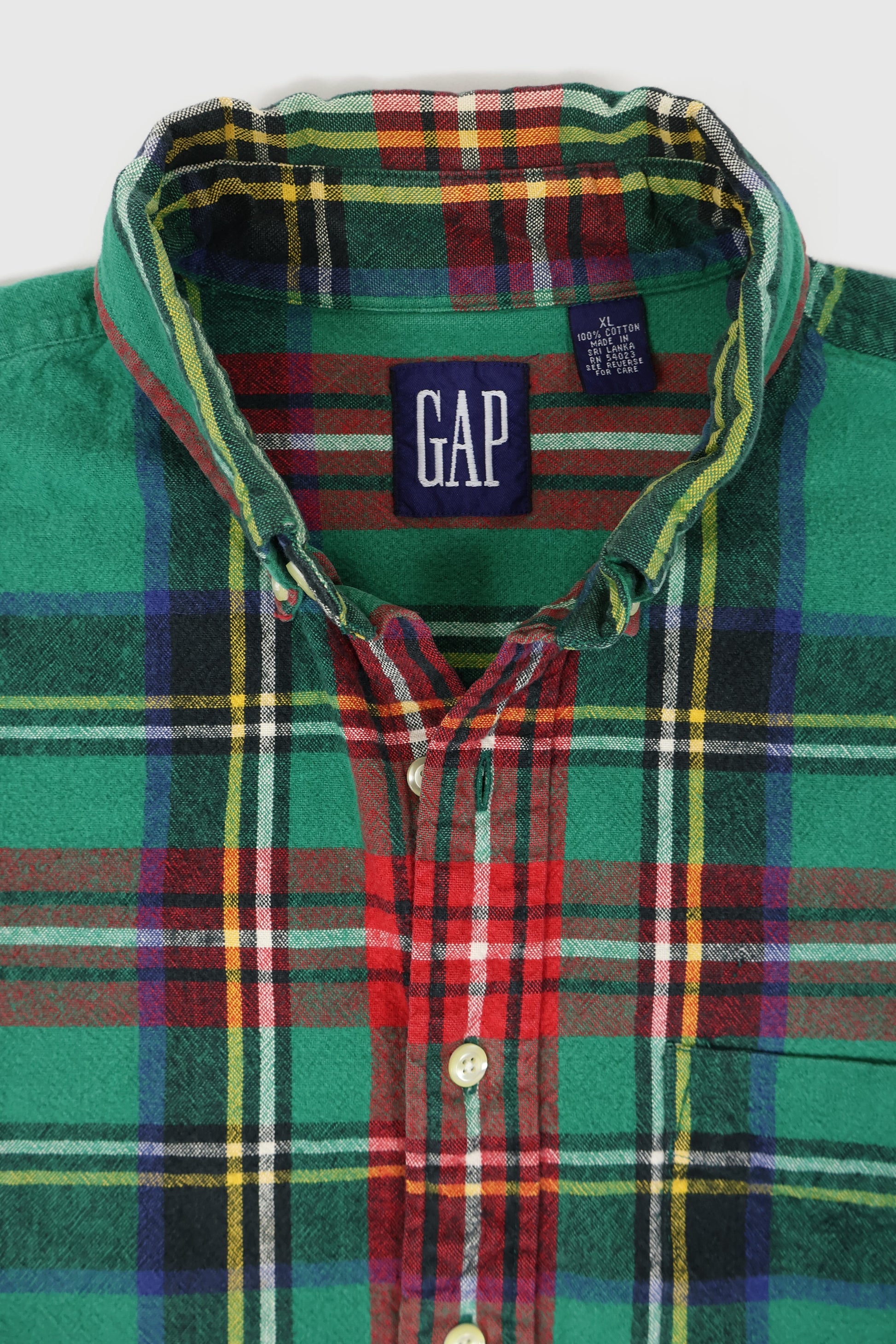 Vintage Gap Button-Down Shirt Image 2