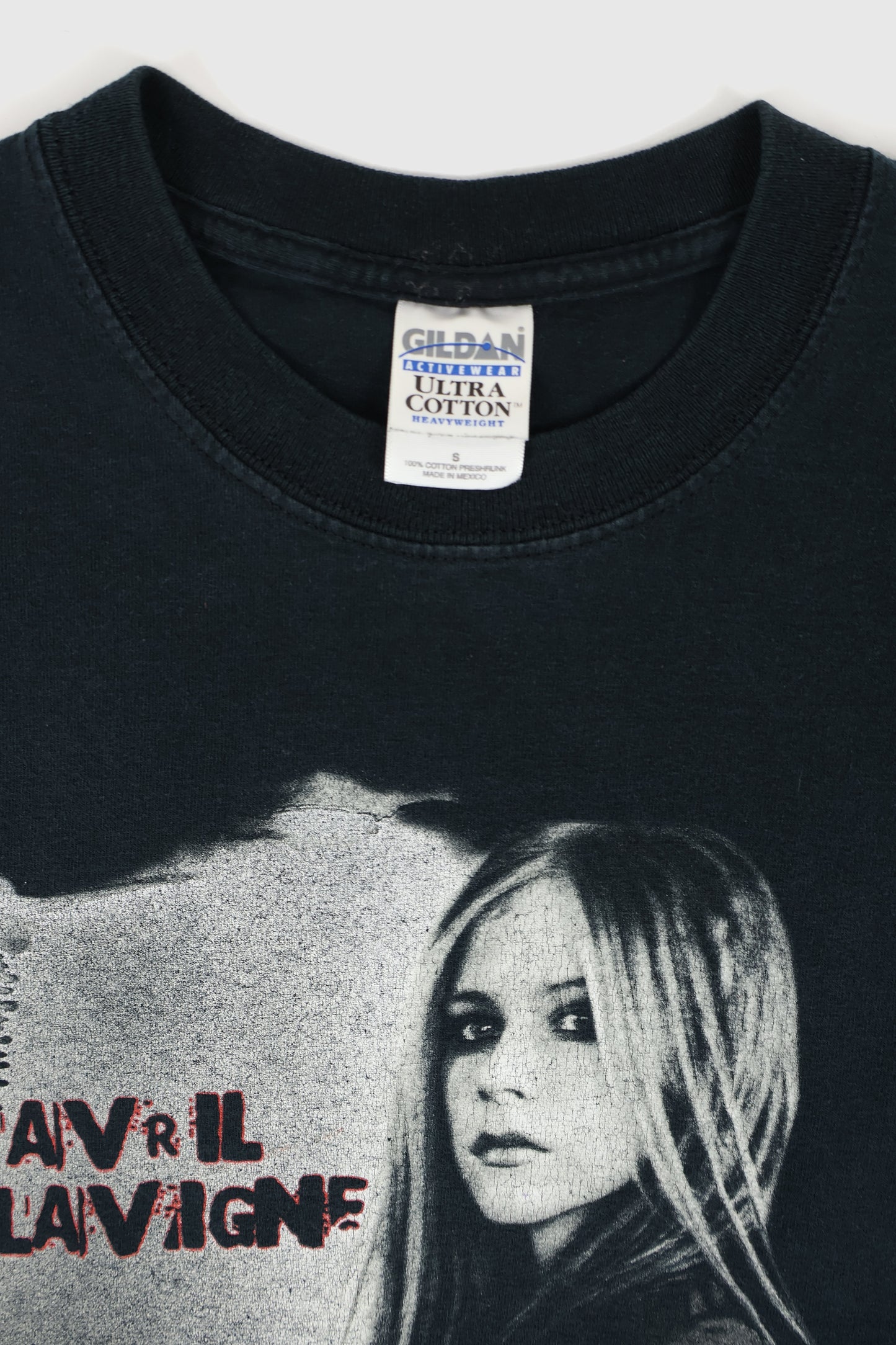 Vintage Avril Lavigne Under My Skin 2004 Tour Tee Image 3