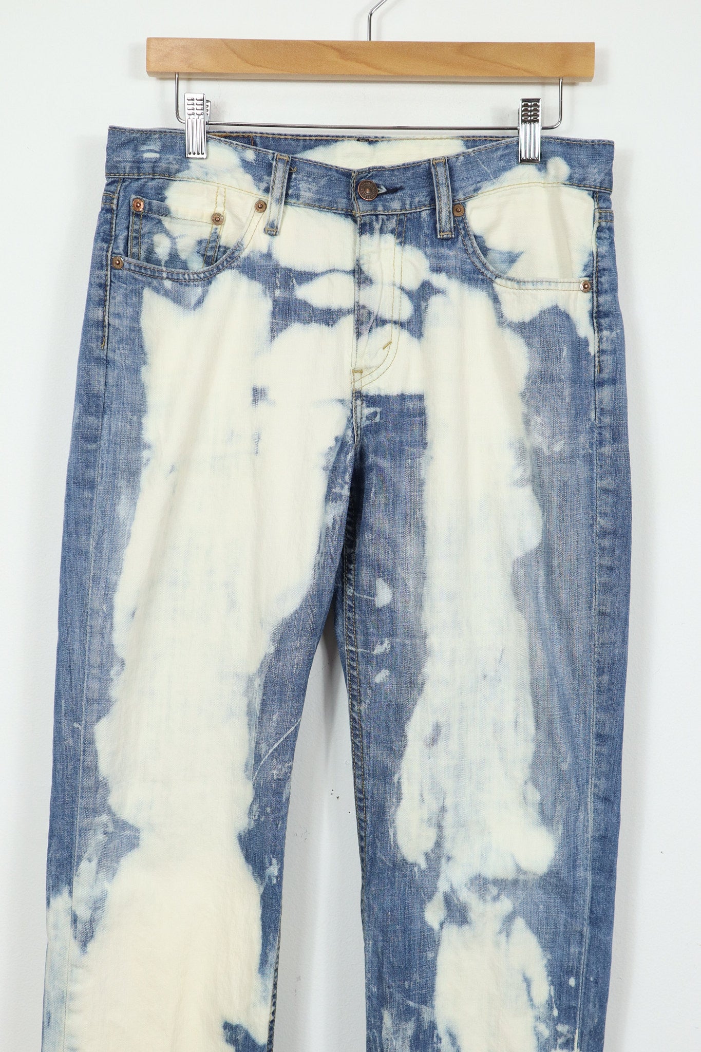 Vintage Levi's 514 Straight Fit Bleached Jeans