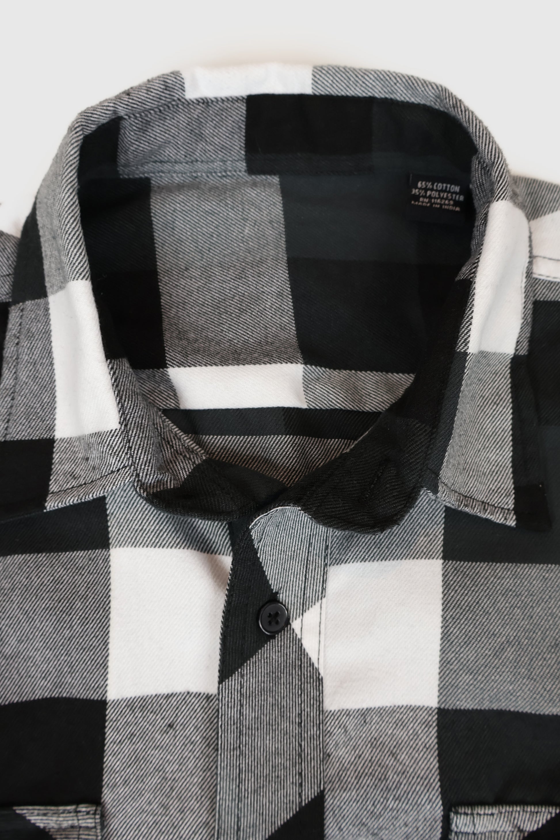Vintage Black Plaid Button-Down Shirt Image 2