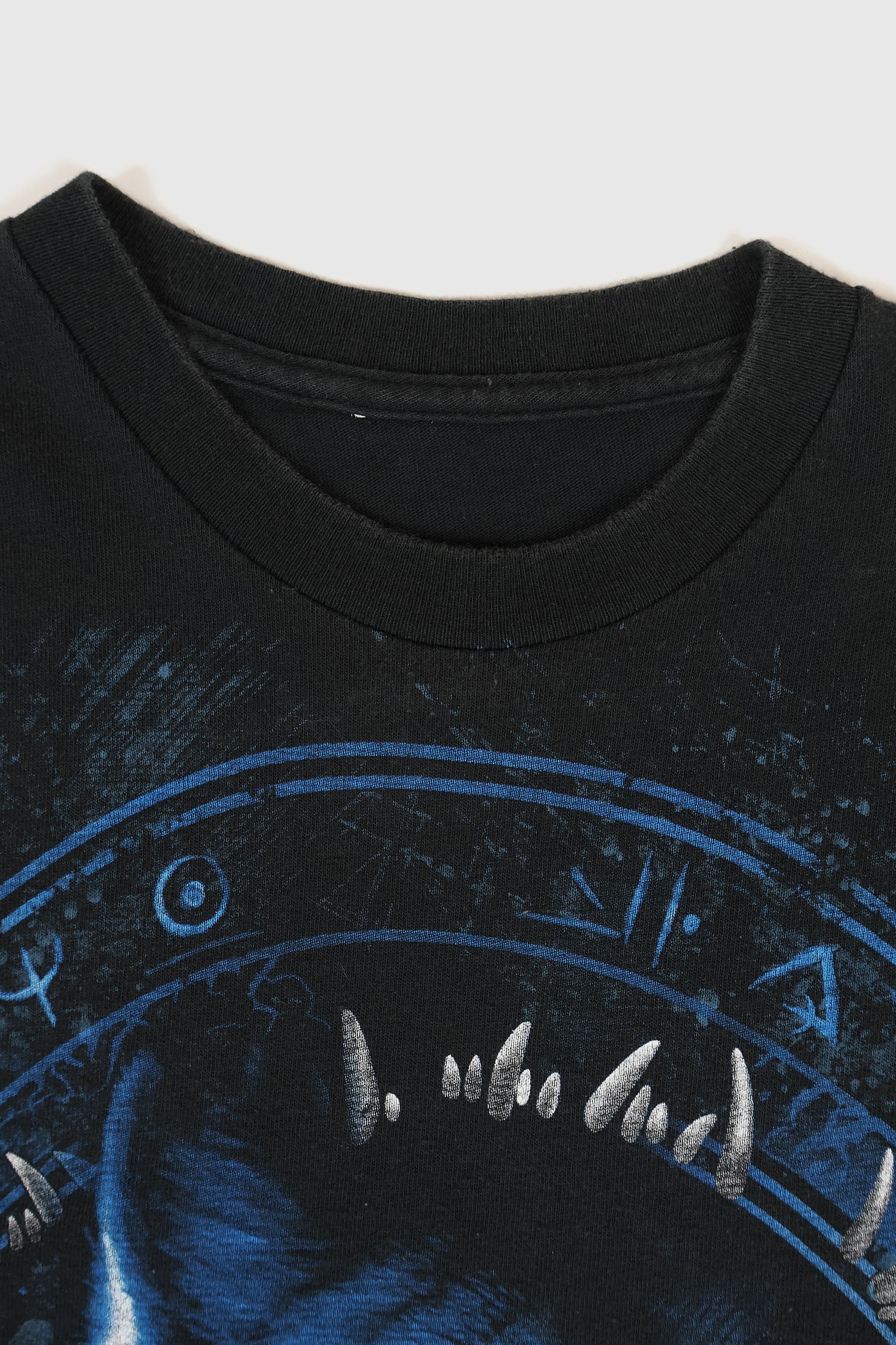 Vintage Wolf Tee Image 2