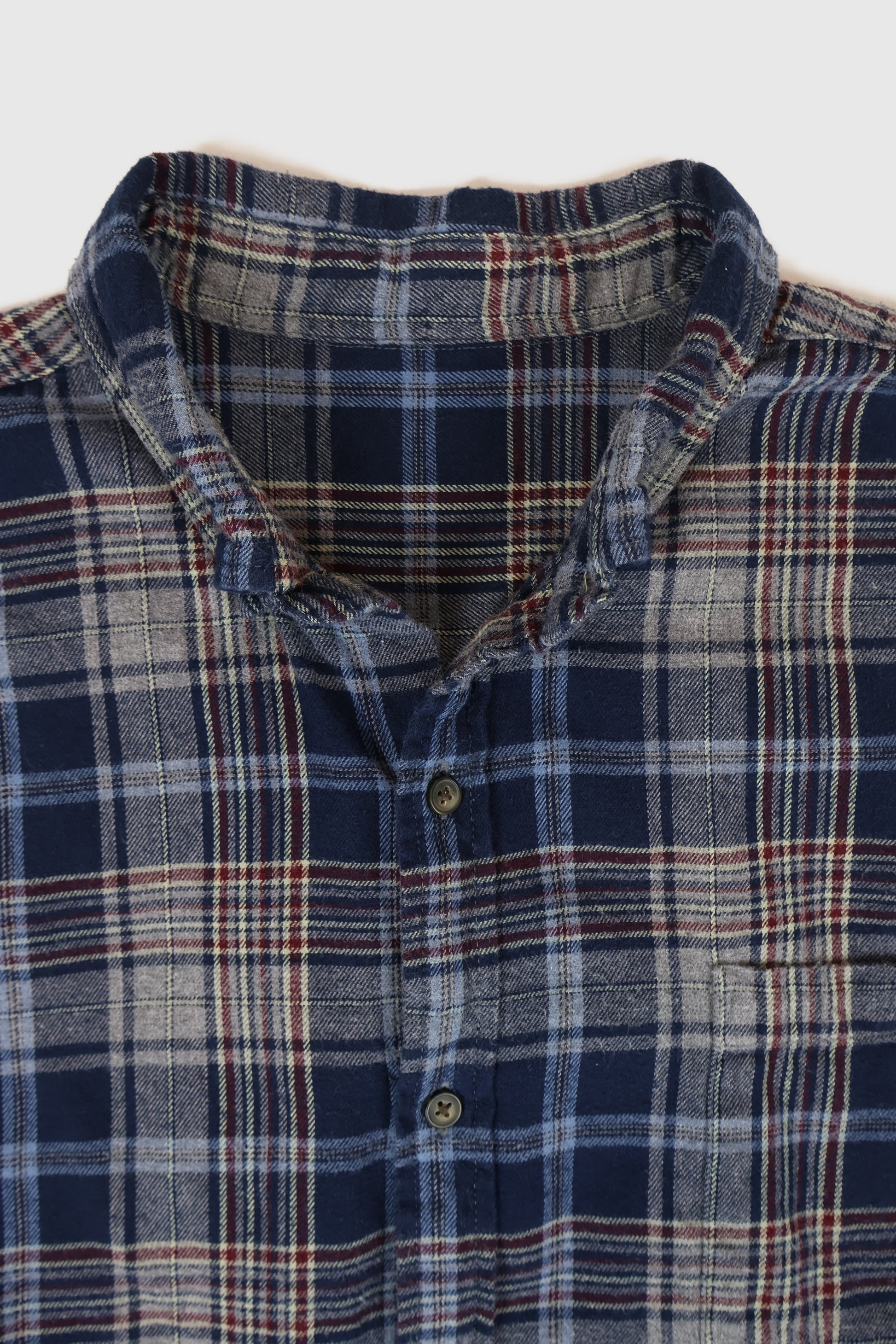 Vintage Grey Plaid Button-Down Shirt Image 2
