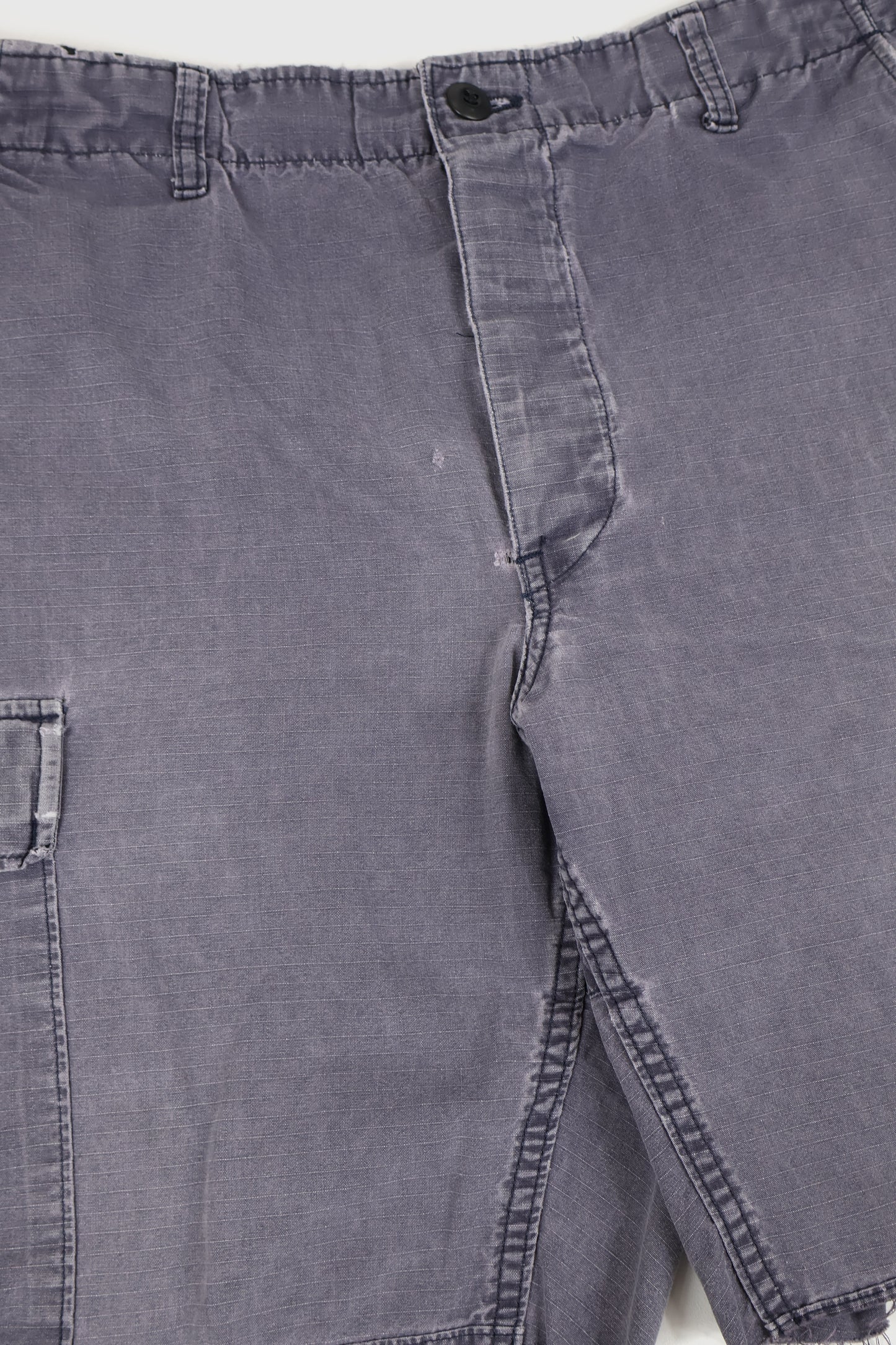 Vintage Cargo Shorts Image 3