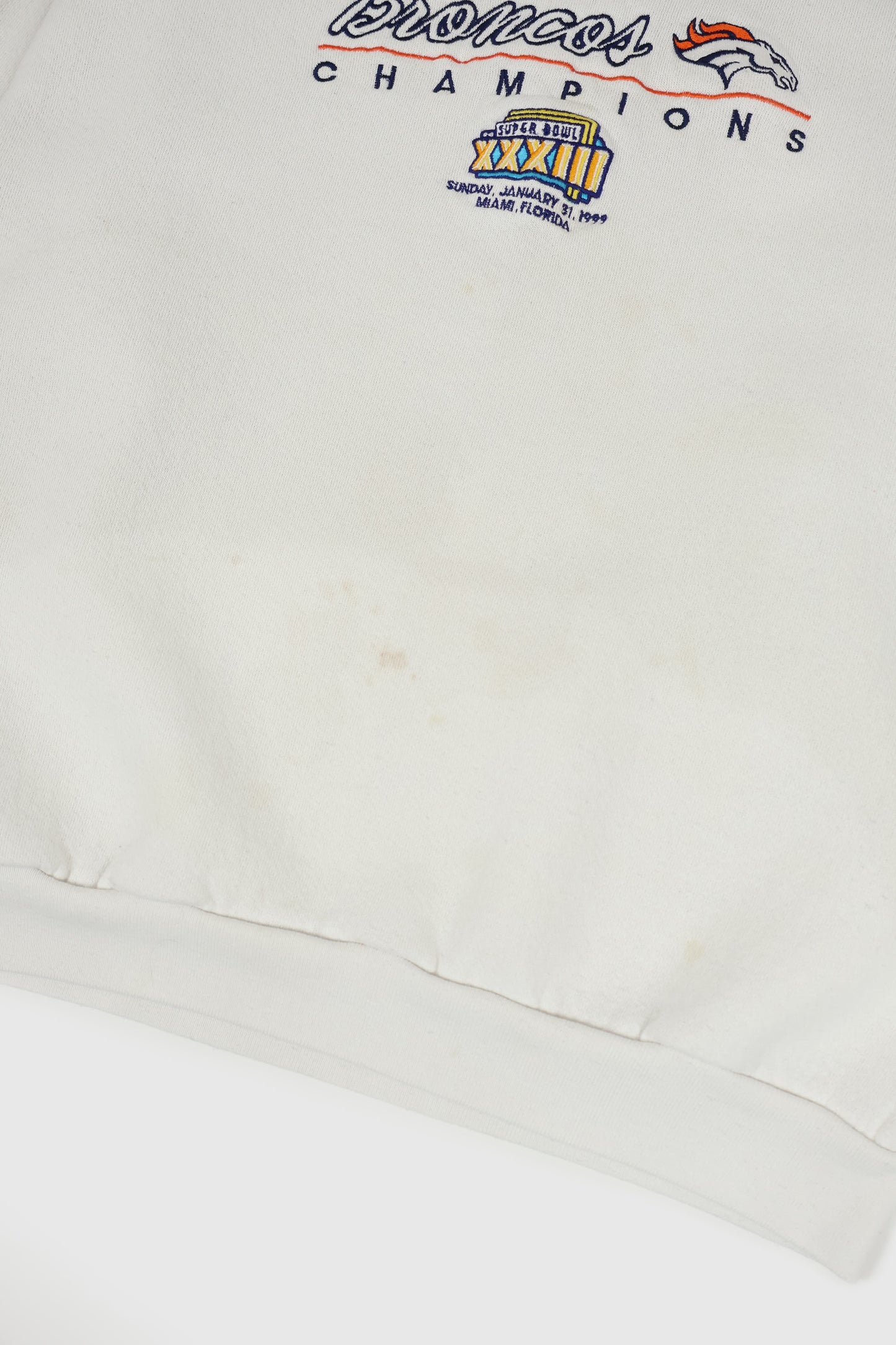 Vintage Denver Broncos Super Bowl XXXIII Crewneck Image 3
