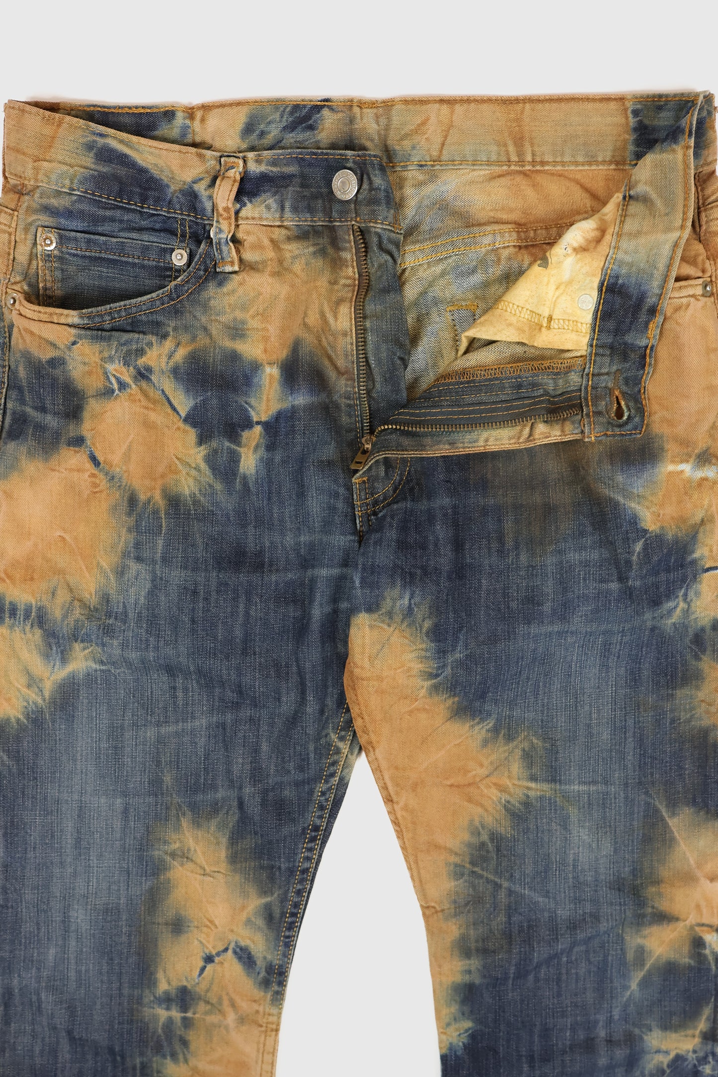 Vintage Levi's Straight Fit Jeans Image 3