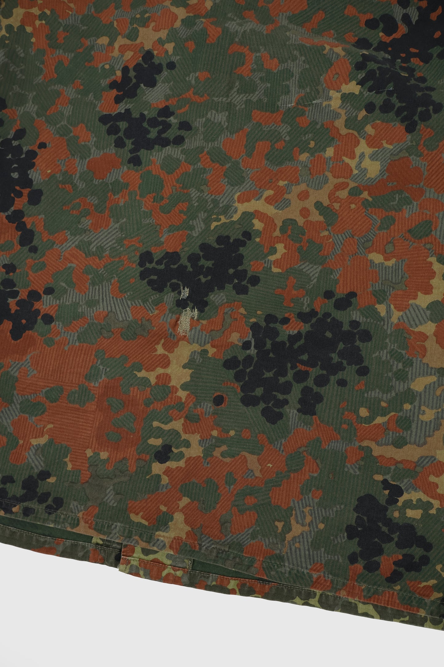 Vintage Snap Button Camo Jacket 01