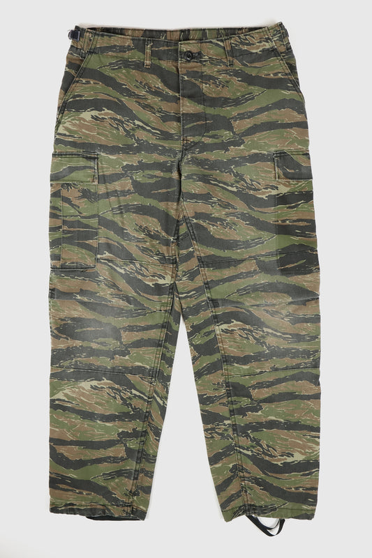 Vintage Camo Pants 02 Image 0