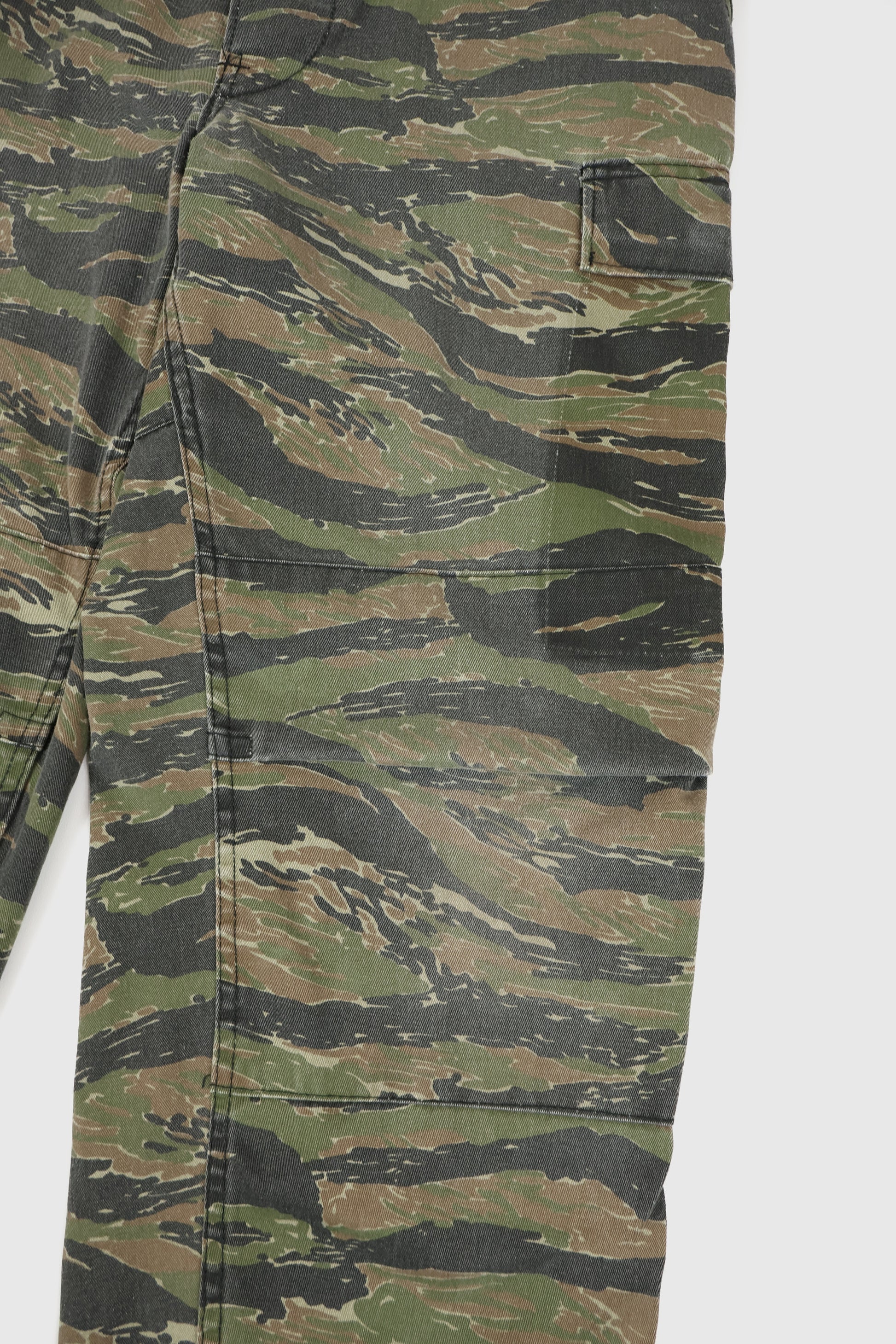 Vintage Camo Pants 02 Image 3