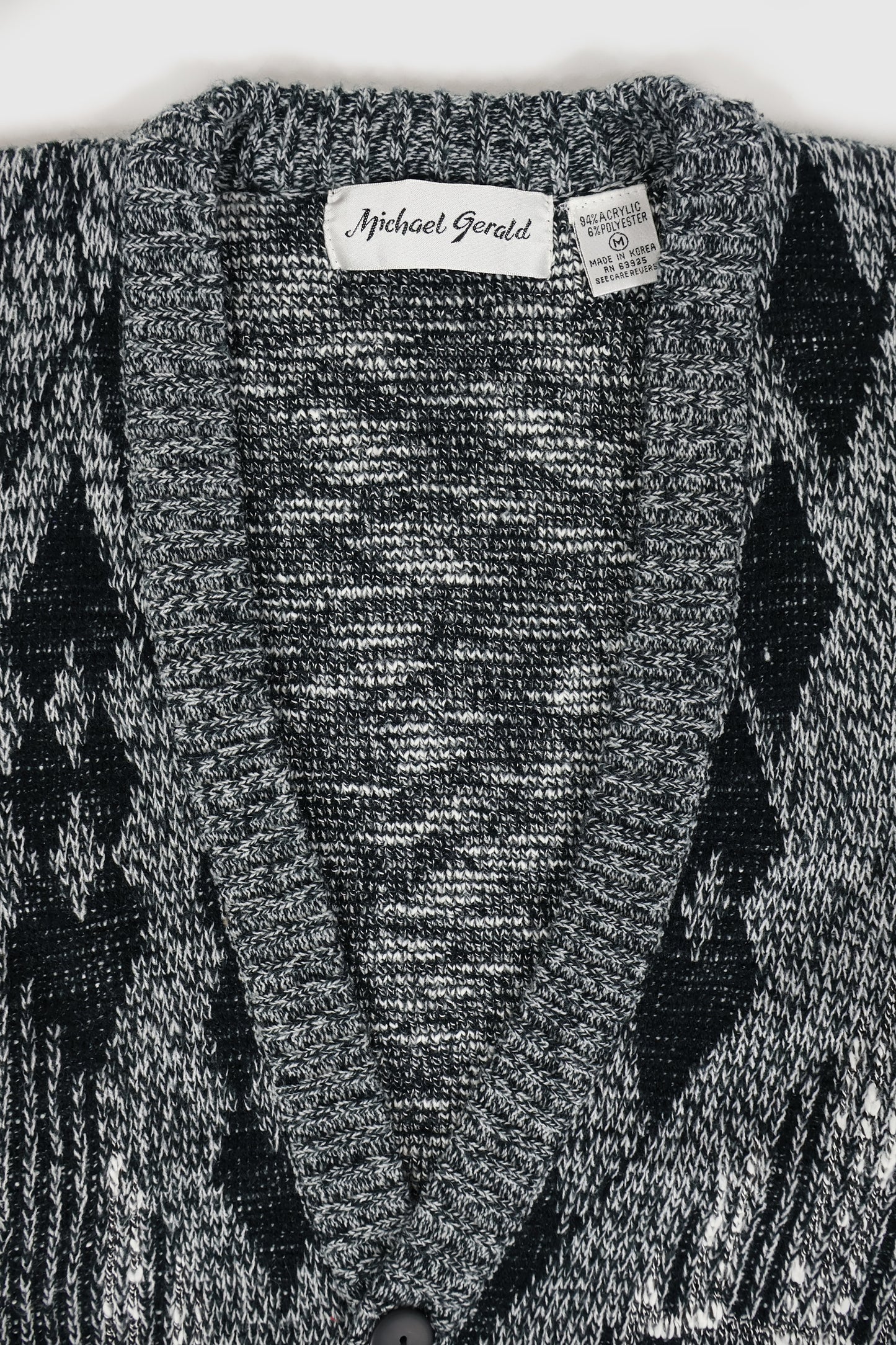 Vintage Cardigan 02 Image 3