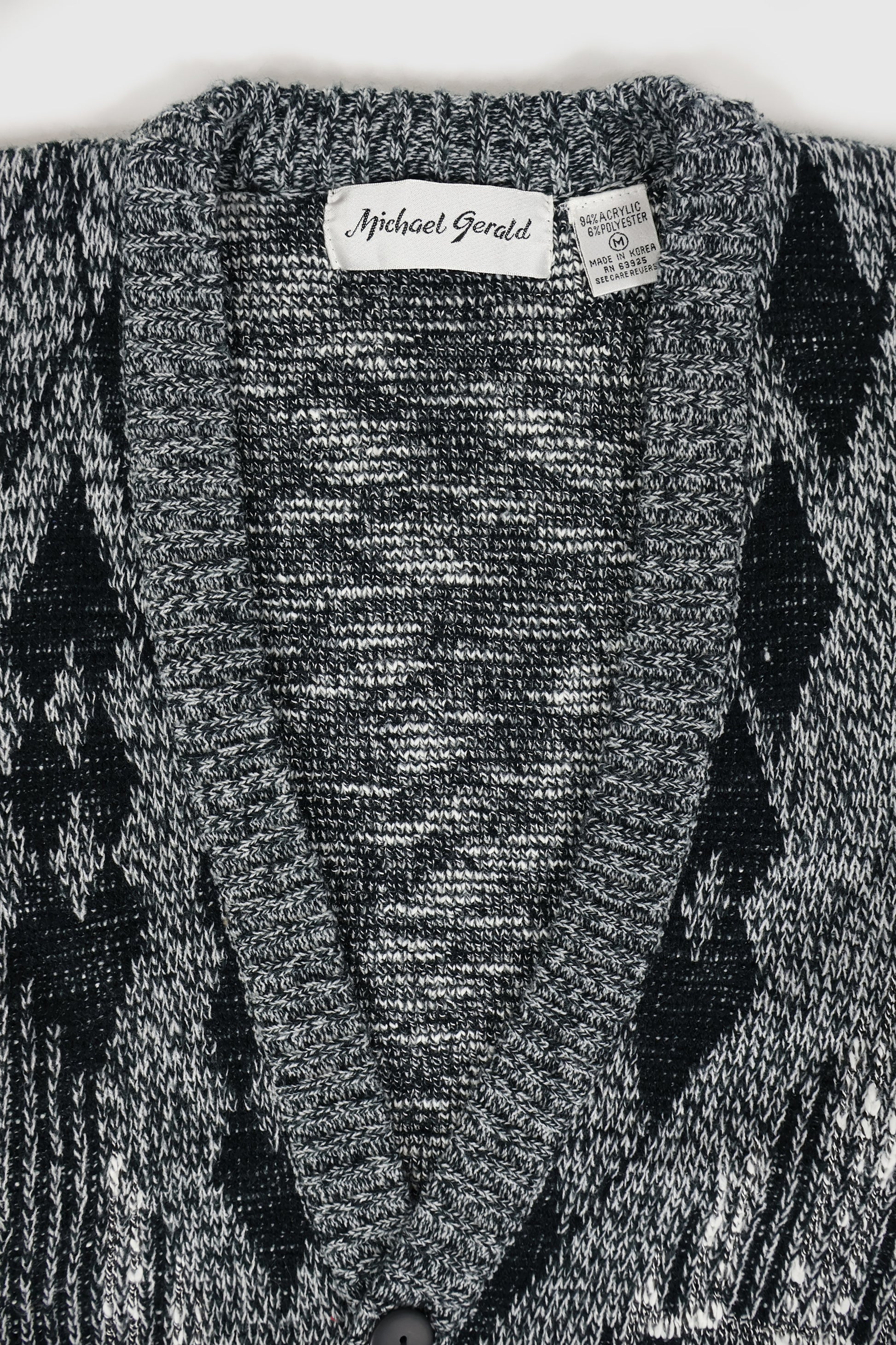 Vintage Cardigan 02 Image 3