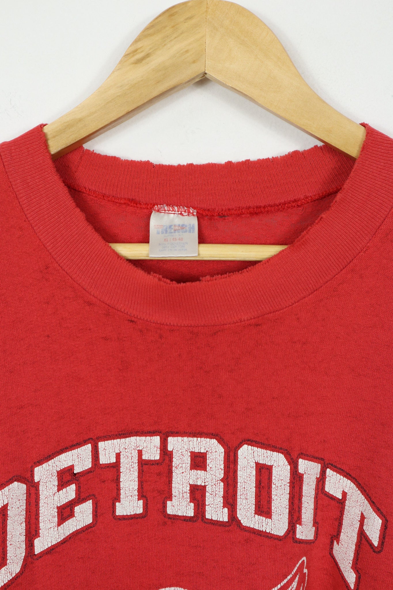 Vintage Thrashed Detroit Red Wings Crewneck