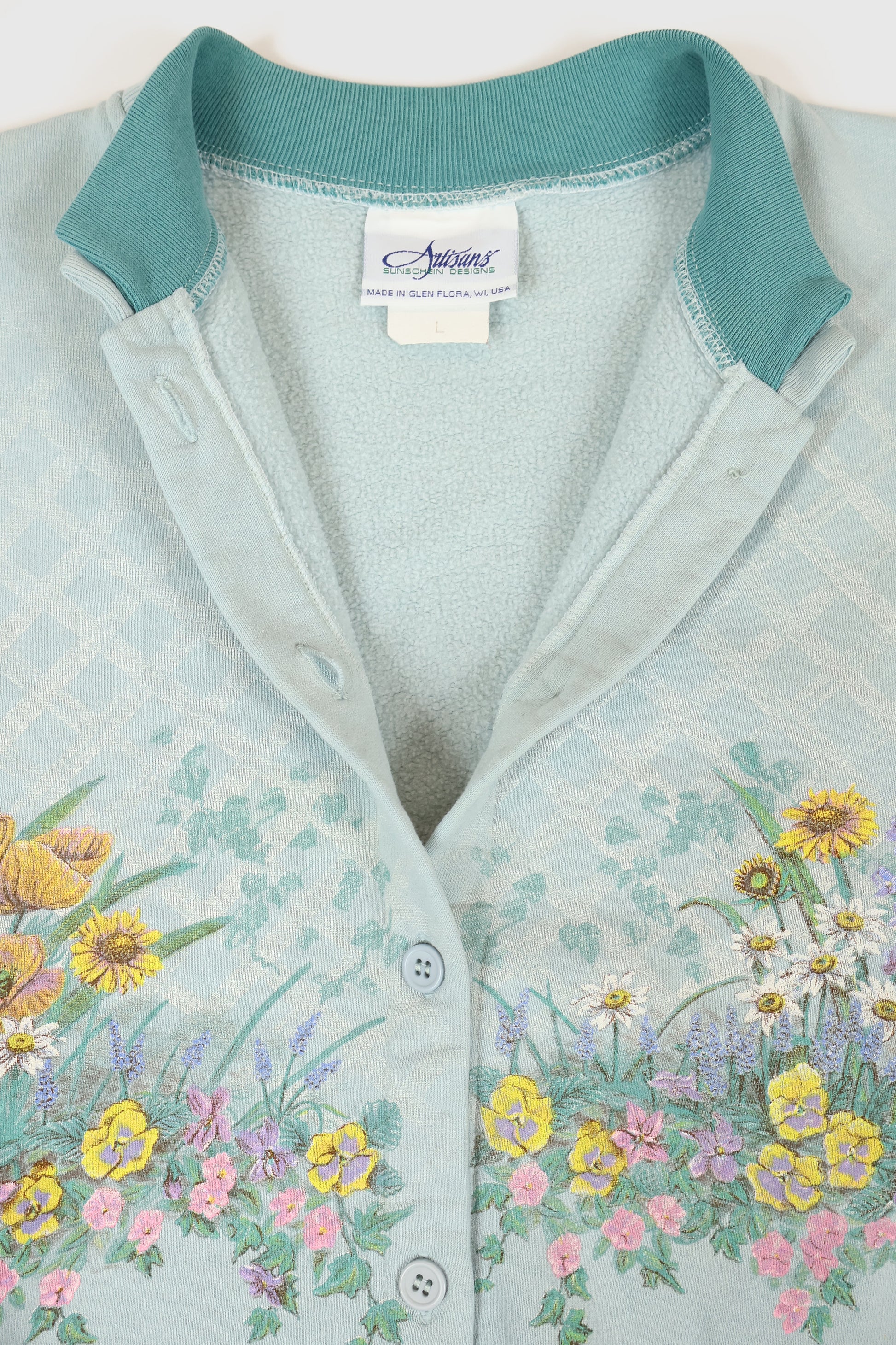 Vintage Flower Button-Down Crewneck Image 3