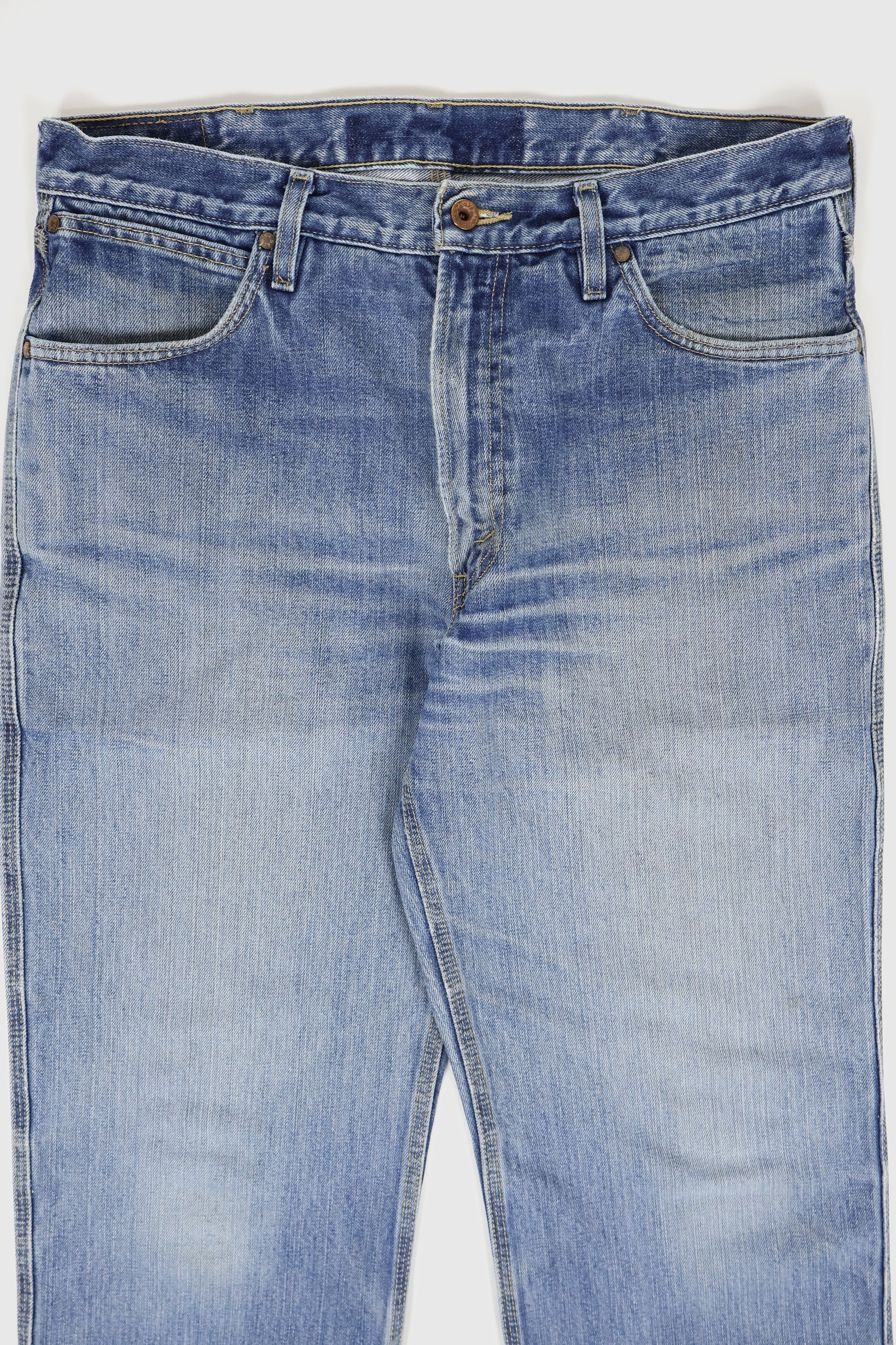Vintage Levi's Relaxed Fit Jeans Image 2