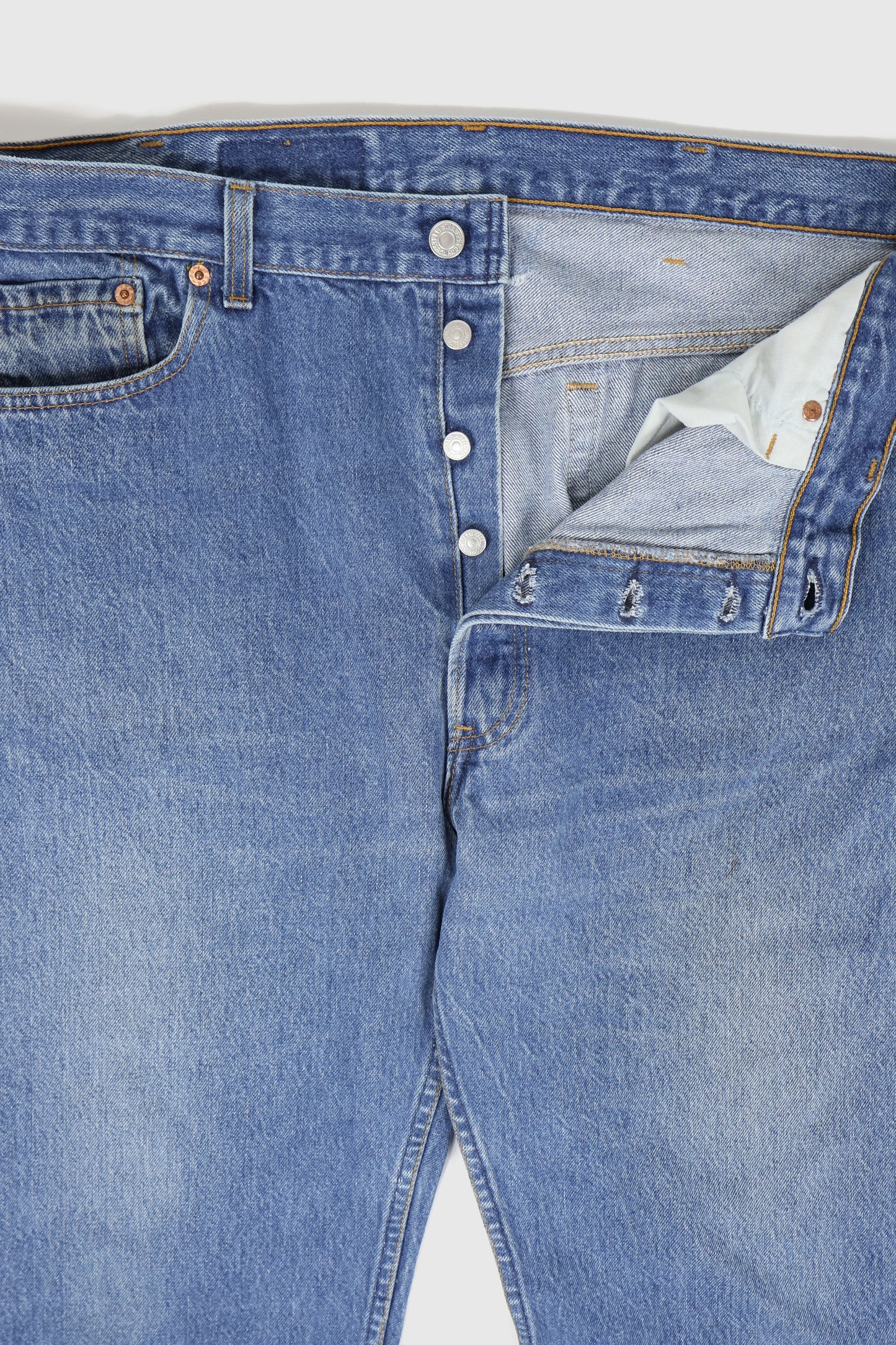 Vintage Levi's 501 Straight Fit Jeans