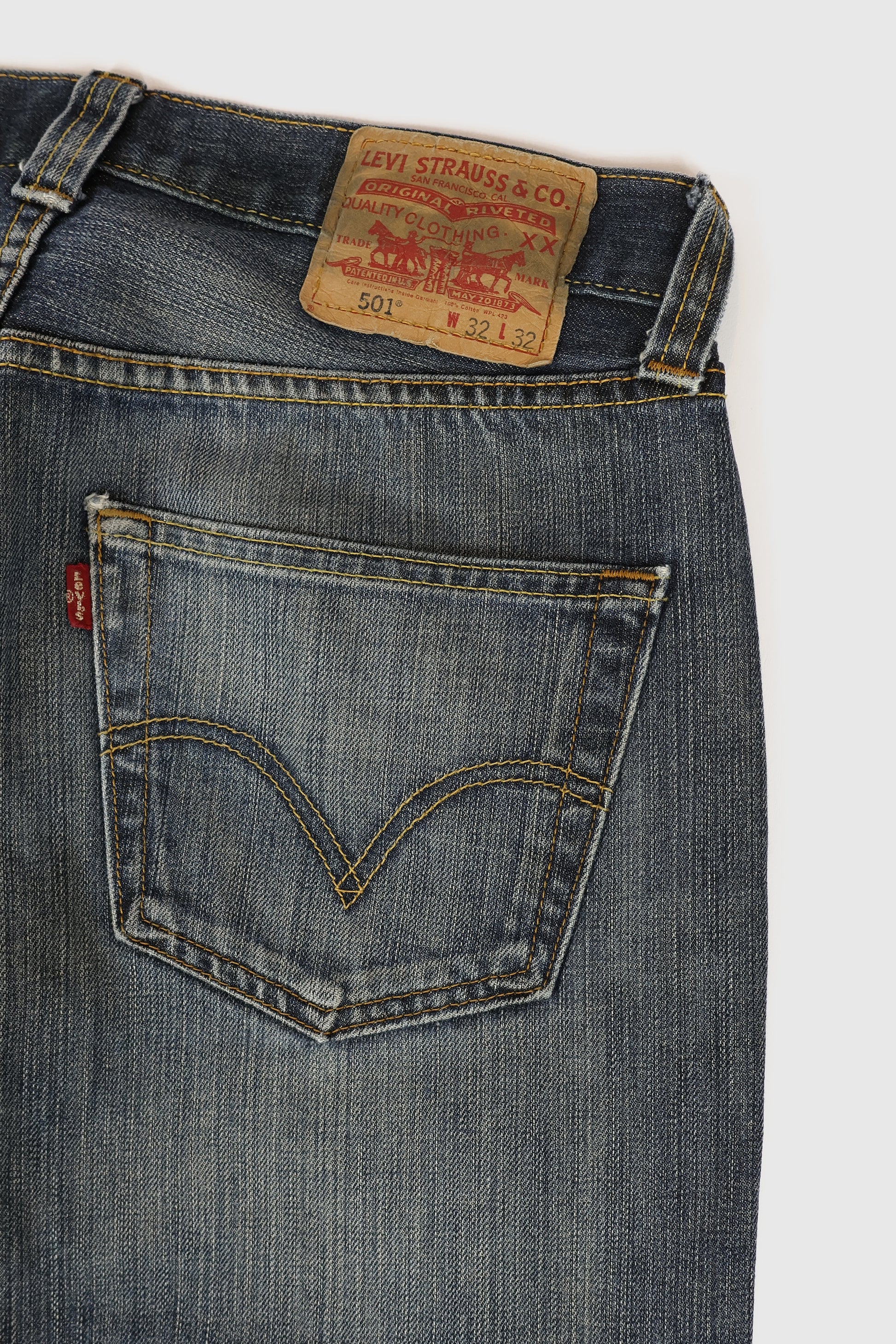 Vintage Levi's 501 Straight Fit Jeans Image 4