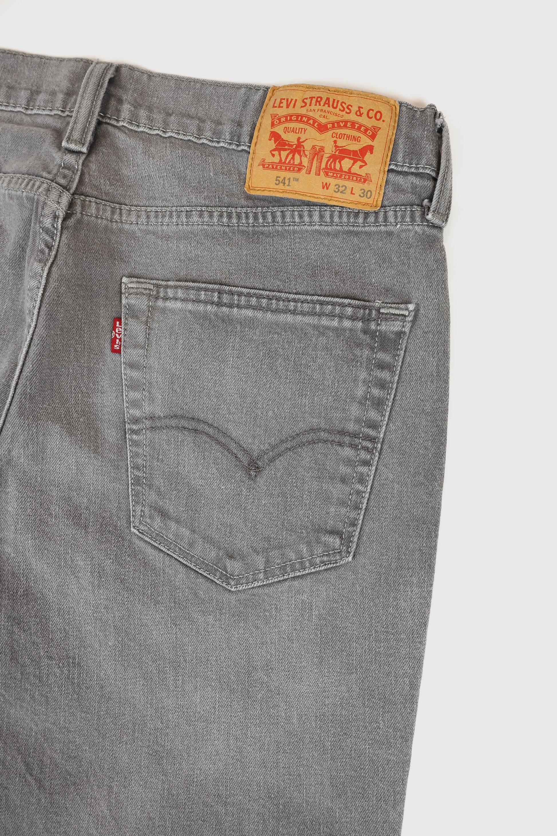 Vintage Levi's 541 Jeans Image 3