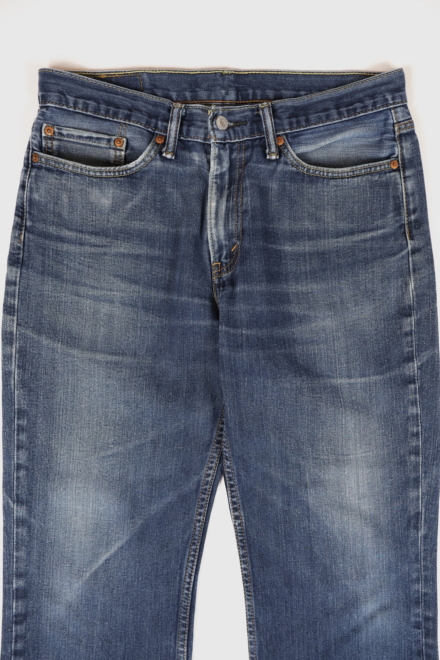 Vintage Levi's 514 Straight Fit Jeans Image 2