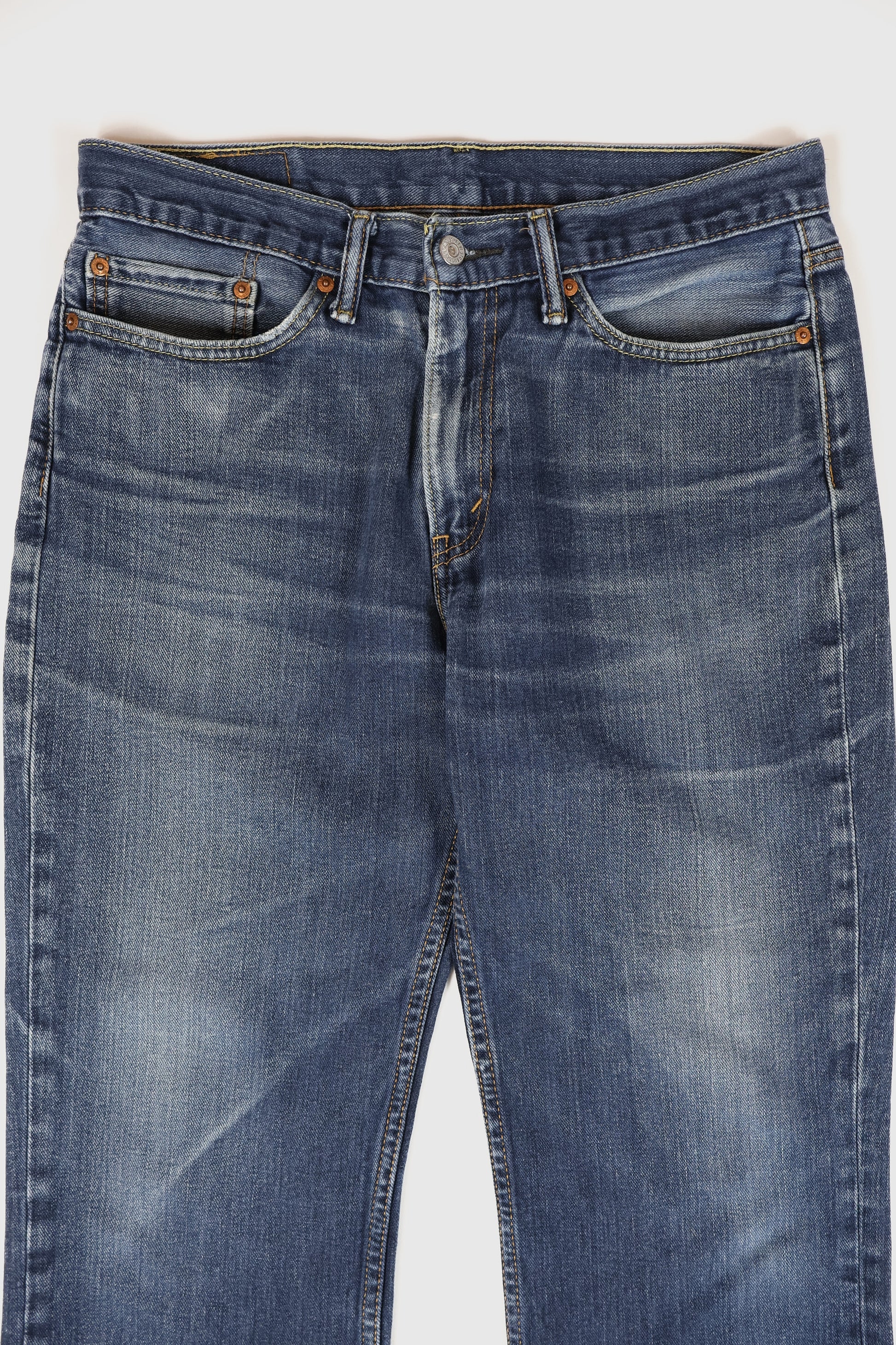 Vintage Levi's 514 Straight Fit Jeans Image 2