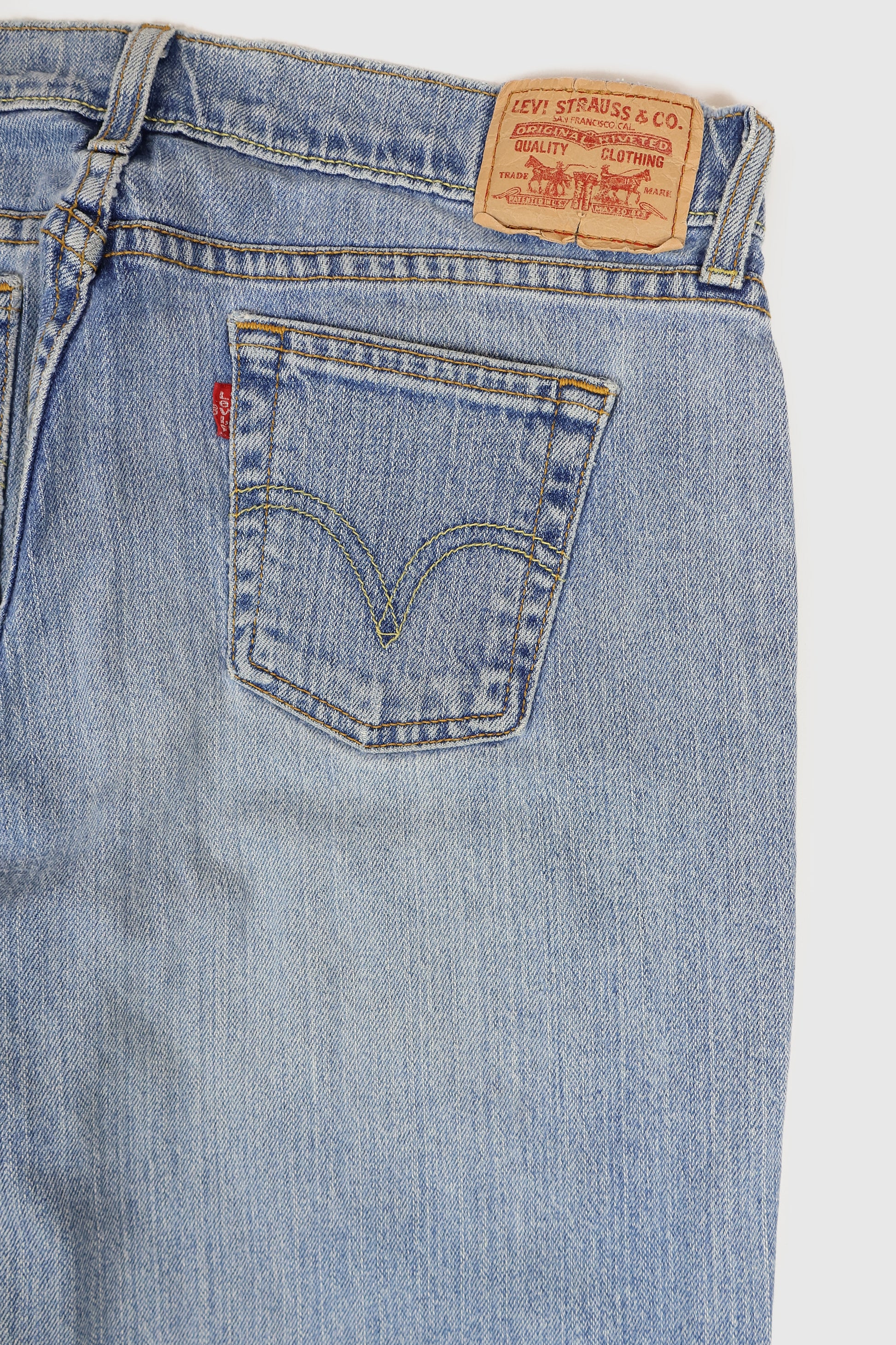 Vintage Levi's Straight Fit Jeans Image 4
