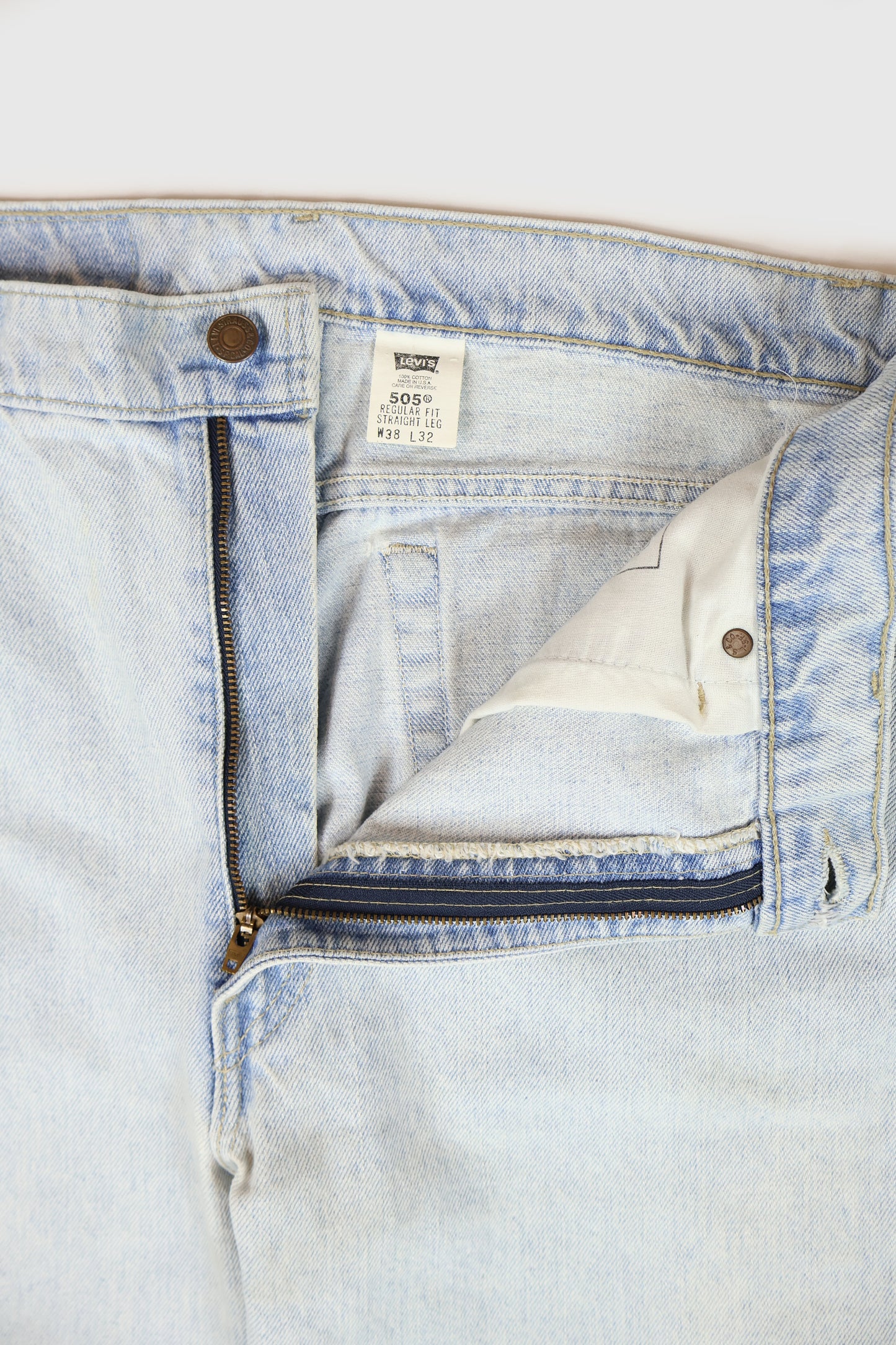 Vintage Levi's 505 Straight Fit Jeans Image 3