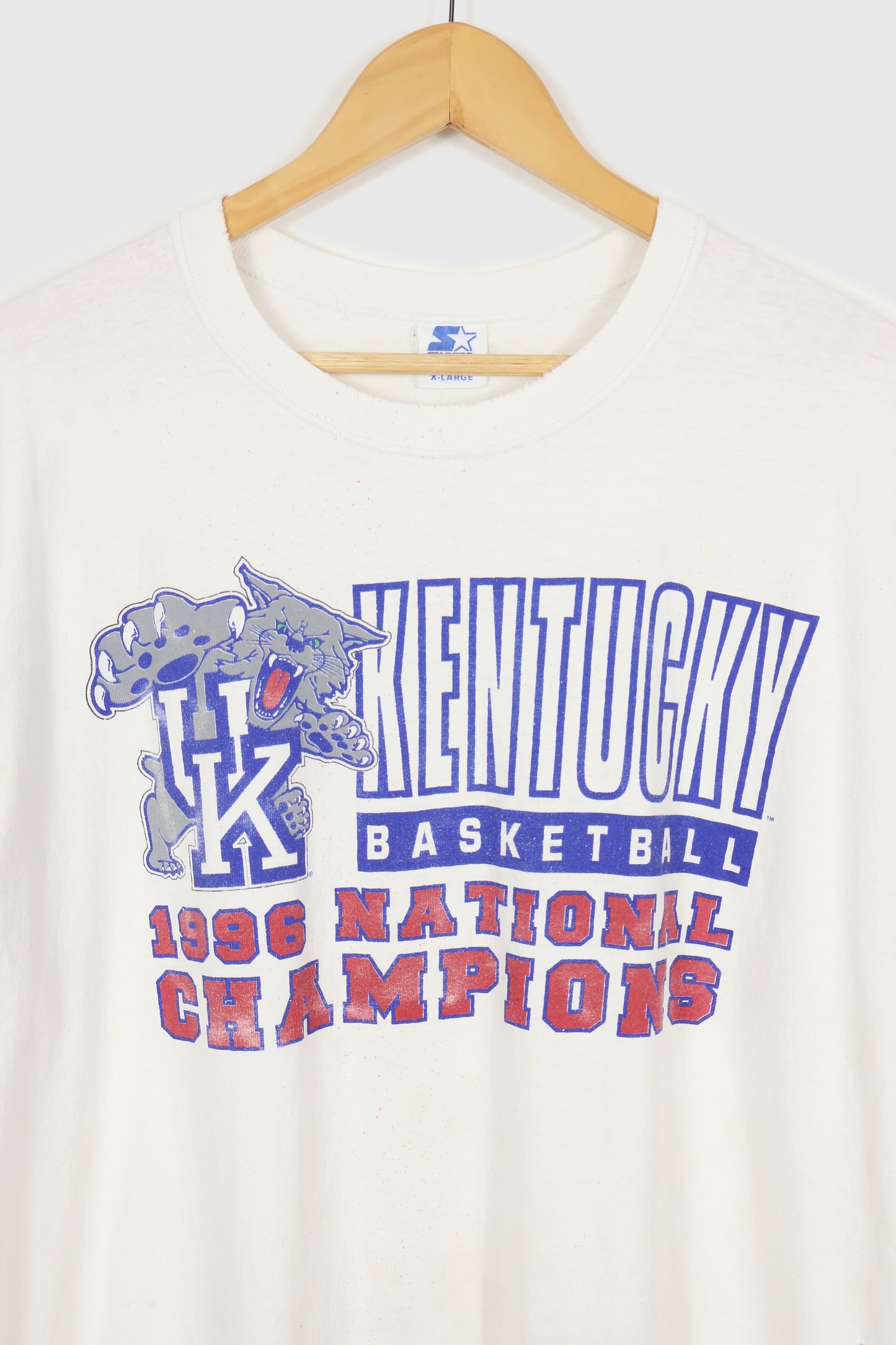 Vintage Distresed Kentucky Basketball 1996 National Champions Tee