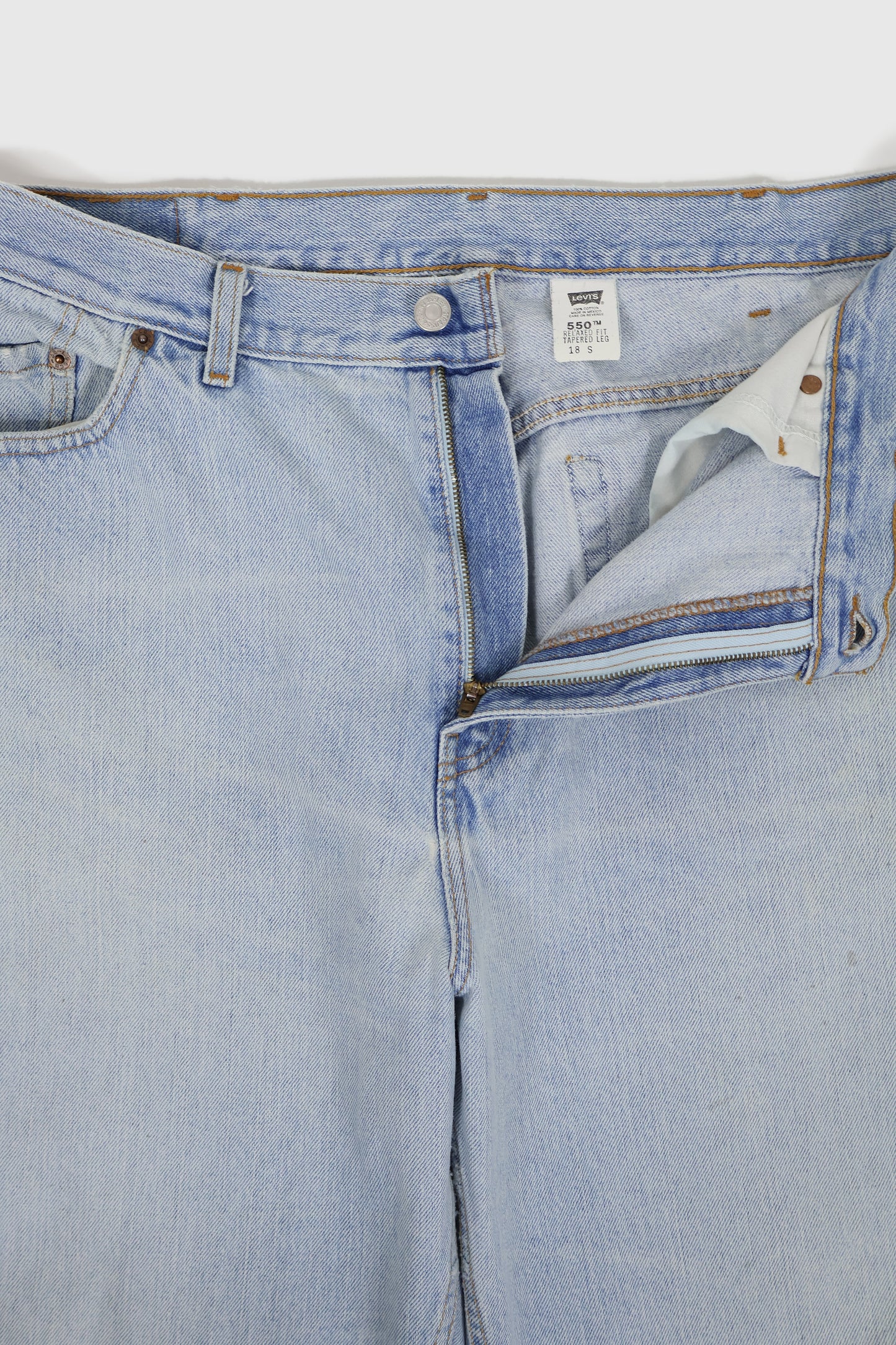 Vintage Levi's 550 Relaxed Fit Jeans 01