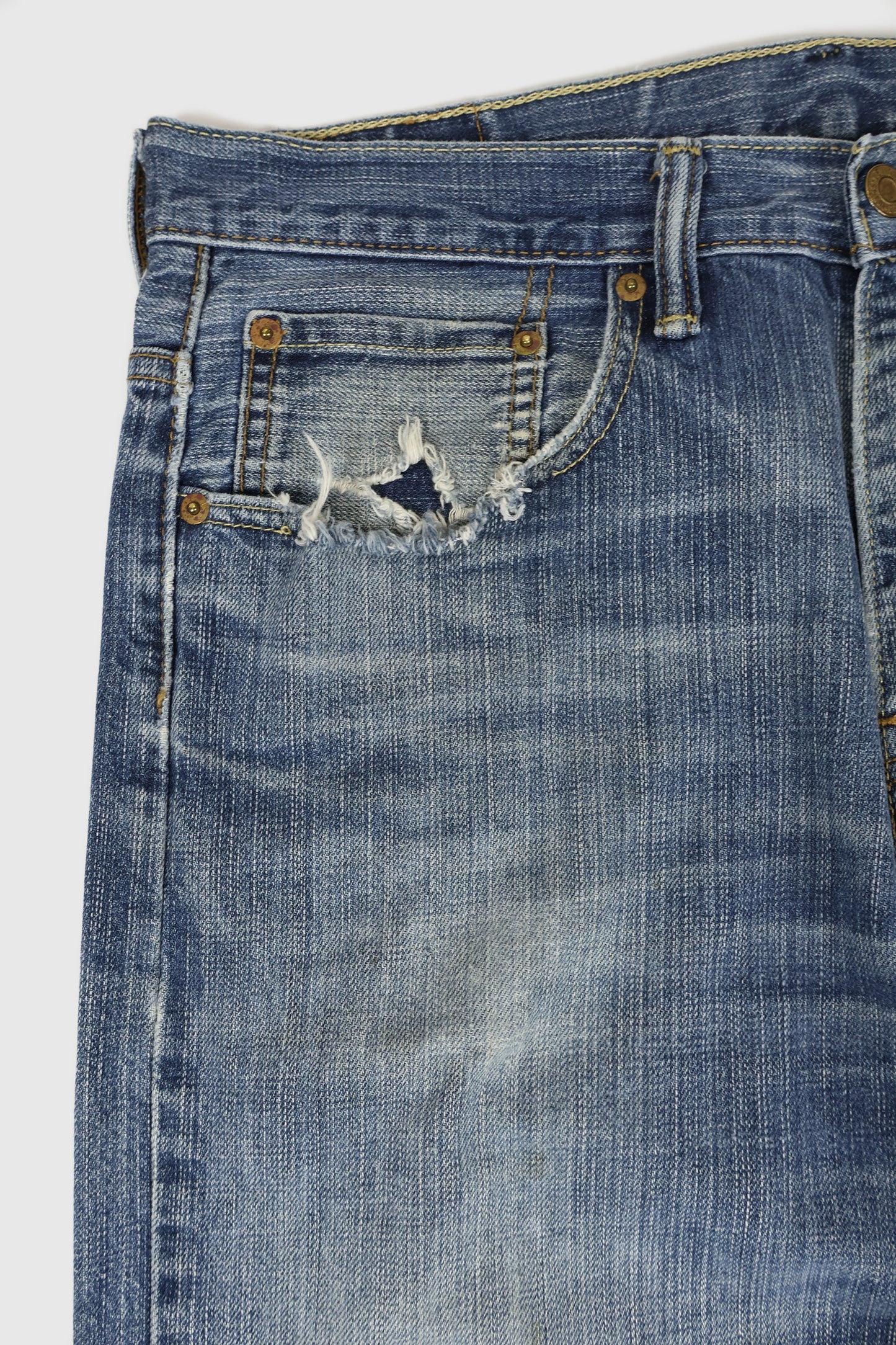 Vintage Levi's Distressed Relaxed Fit Jeans Image 3